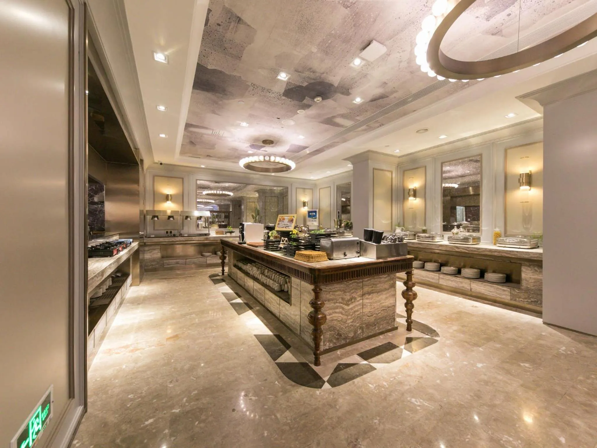 Lounge or bar in Mercure Xi'an Downtown