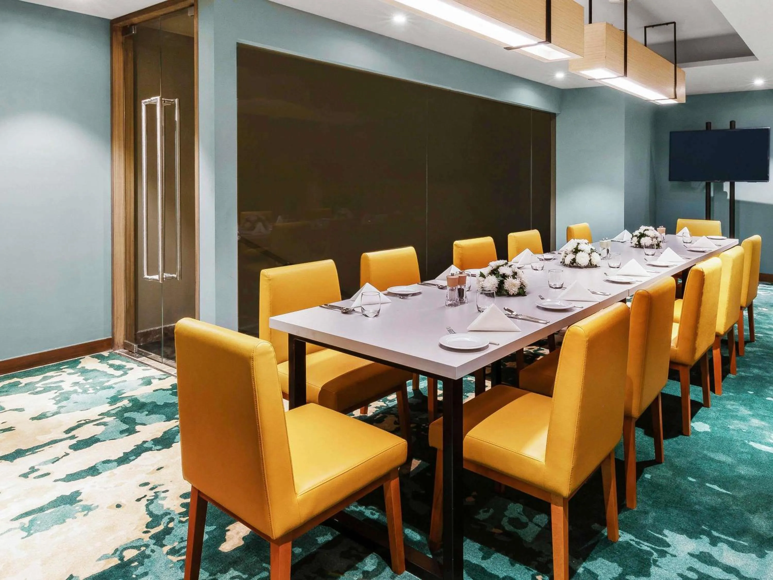 Restaurant/places to eat in Grand Mercure Ahmedabad GIFT City - An Accor Hotels Brand