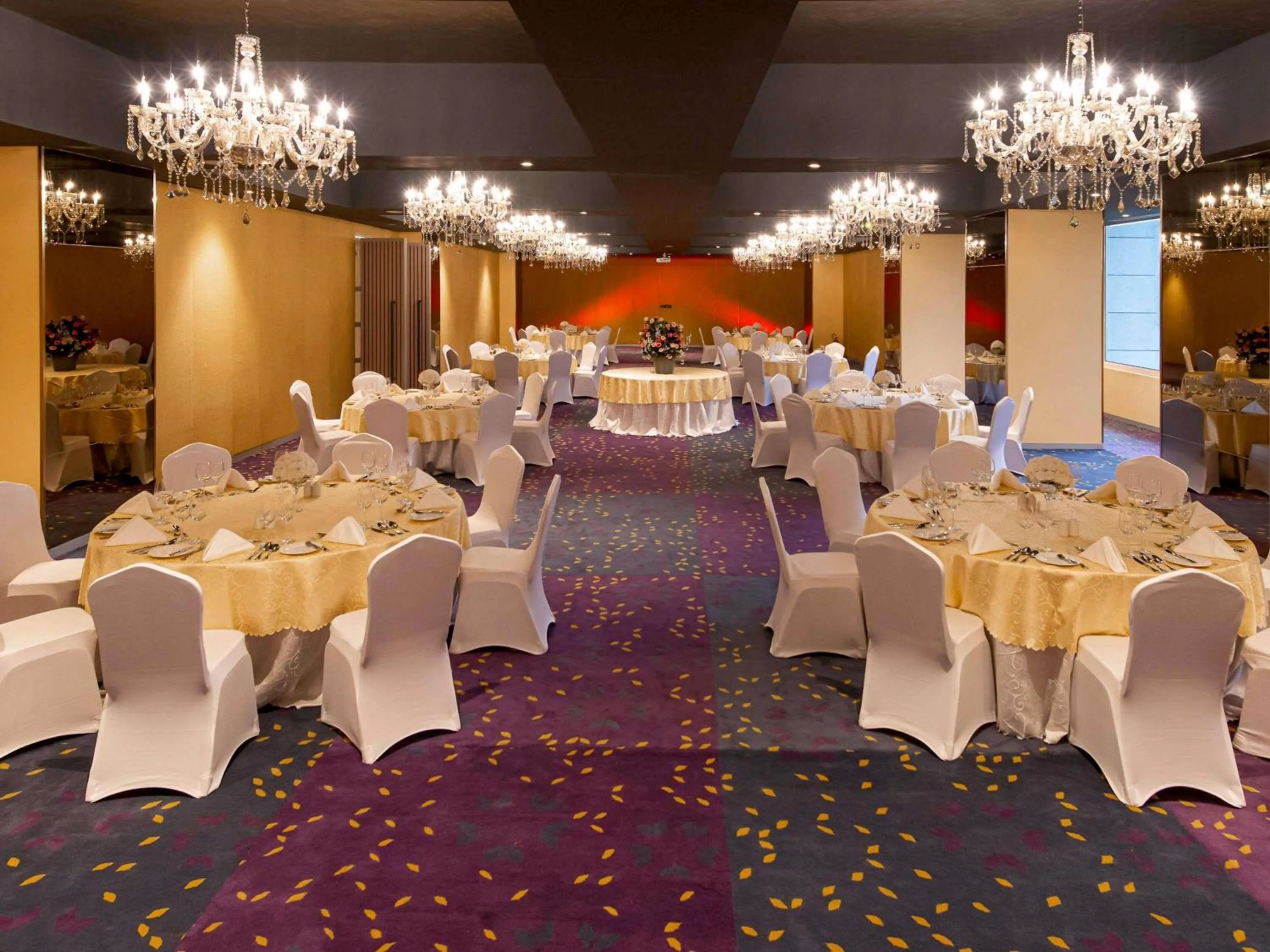 Meeting/conference room in Grand Mercure Bengaluru at Gopalan Mall - An Accor Brand