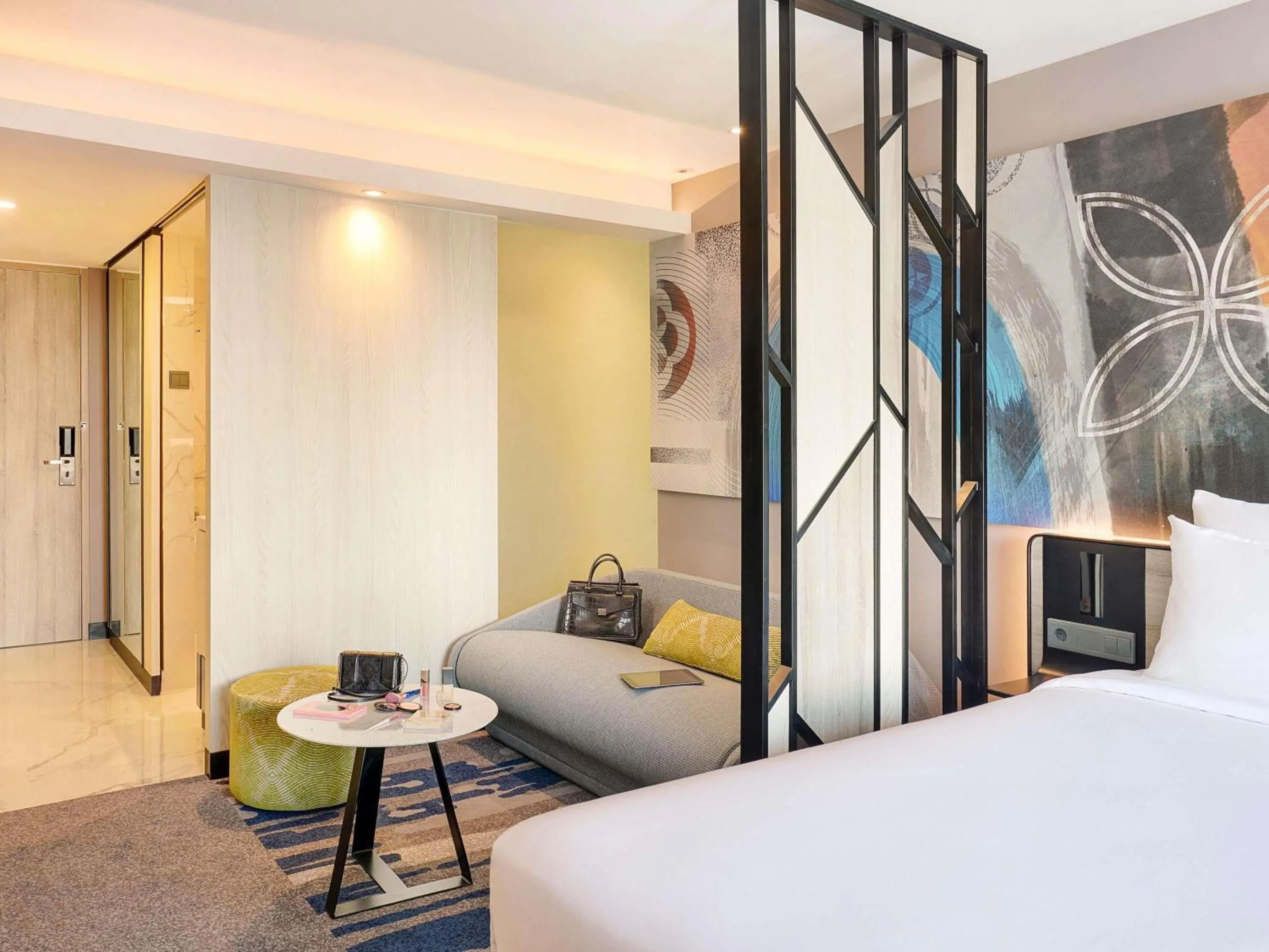 Bedroom, Bed in Novotel Suites Yogyakarta Malioboro