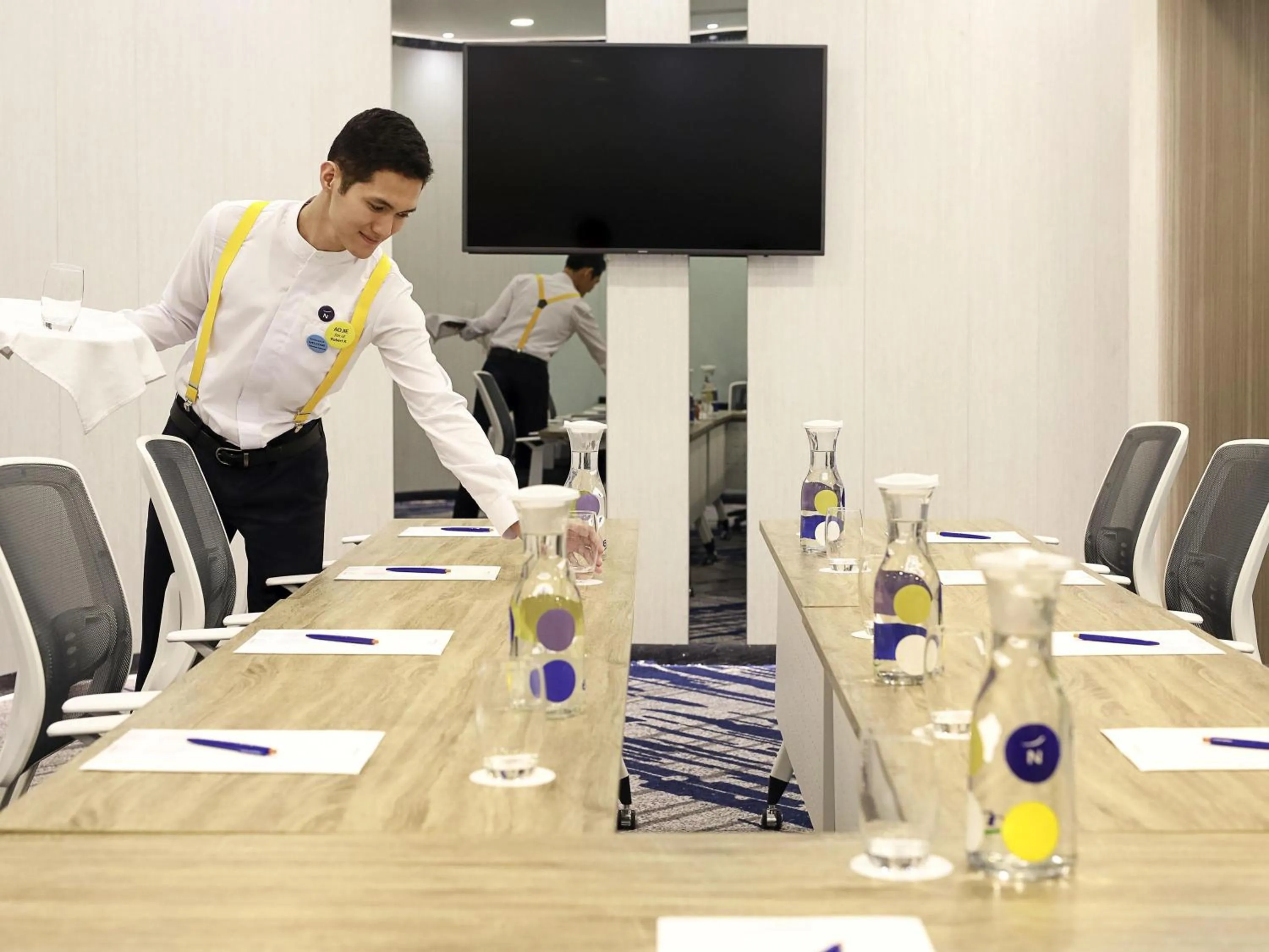 Meeting/conference room in Novotel Suites Yogyakarta Malioboro