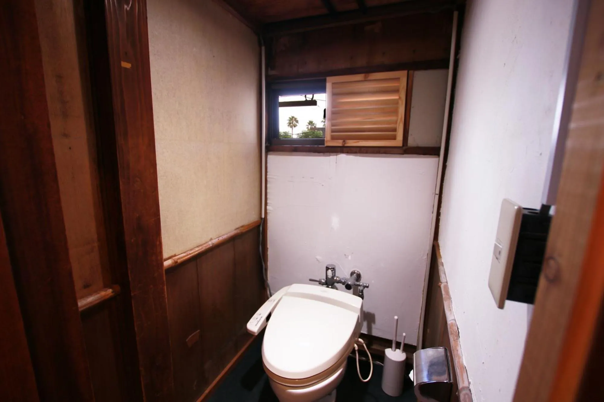 Toilet in Atelier & Hostel Nagaisa-Ura