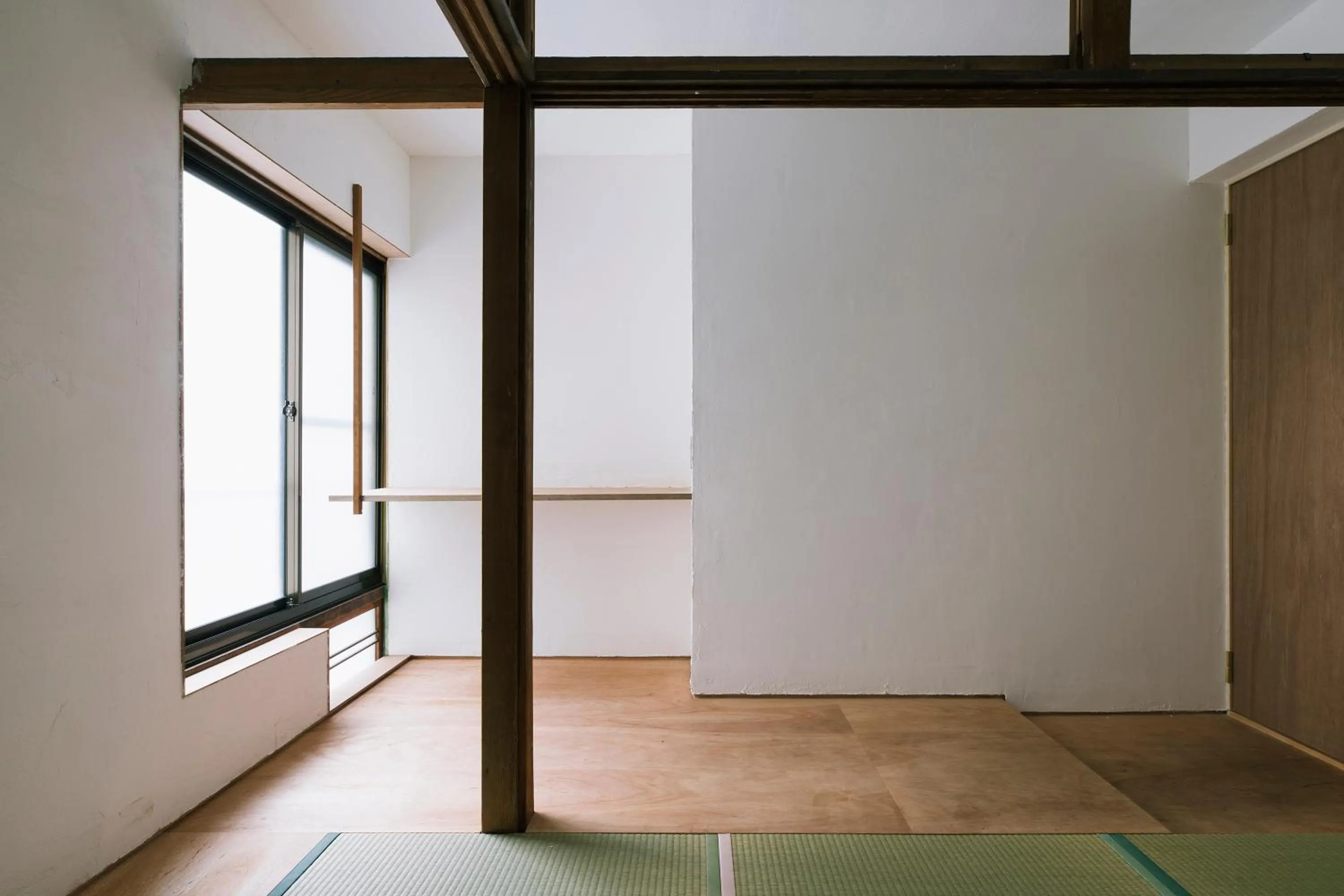 Photo of the whole room in Atelier & Hostel Nagaisa-Ura