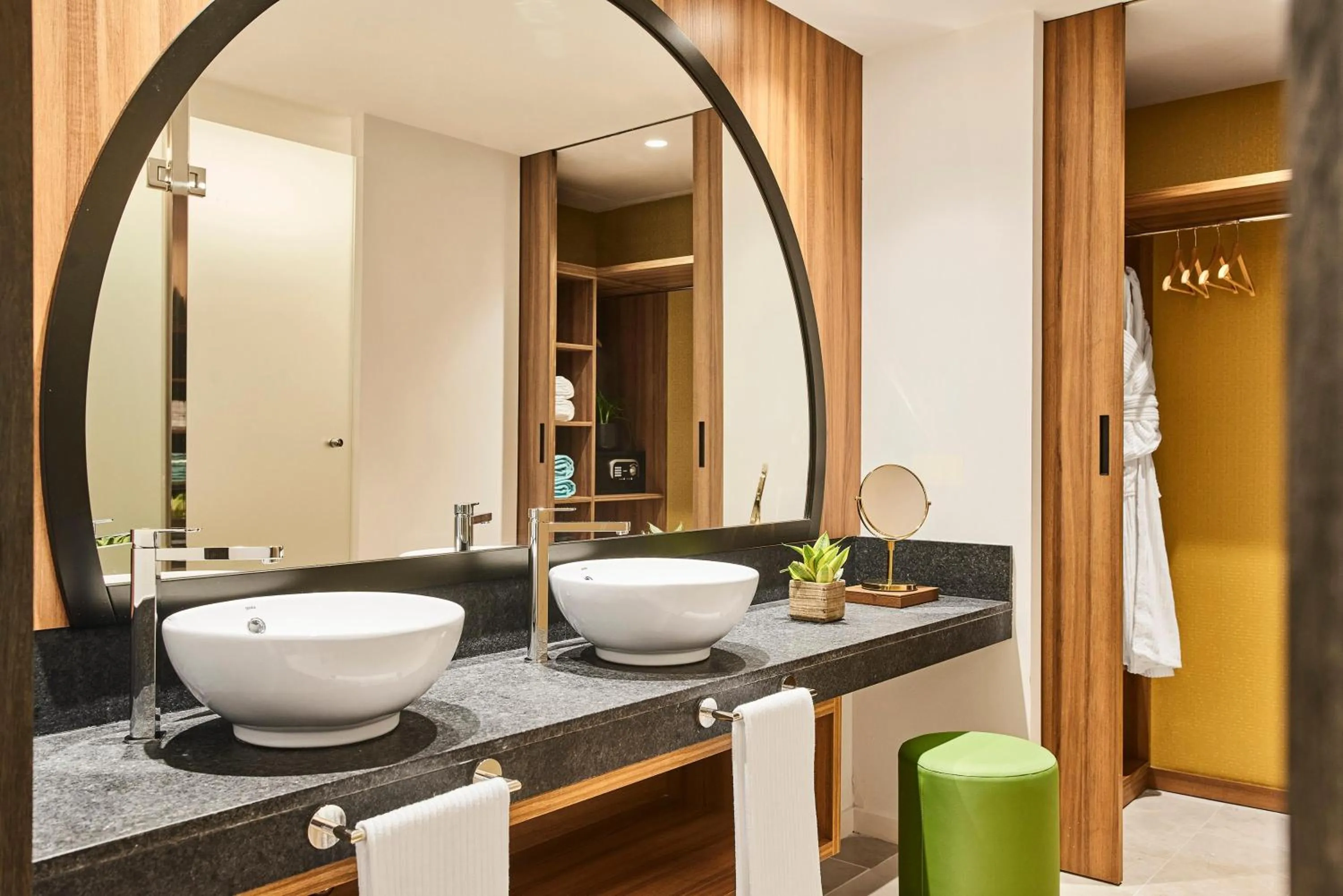 Bathroom in Zafiro Palace Andratx