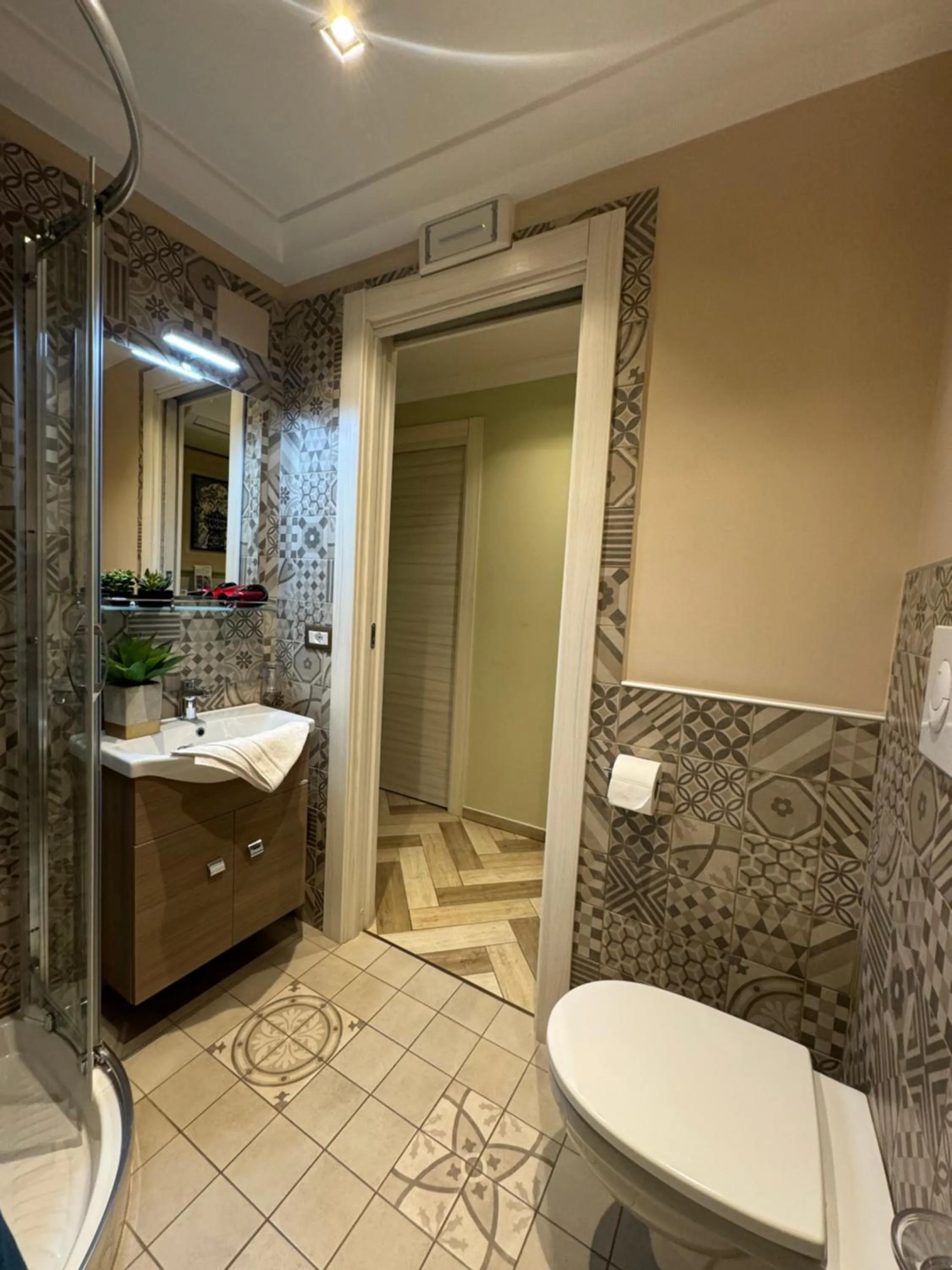 Shower in B&B Fiorentino