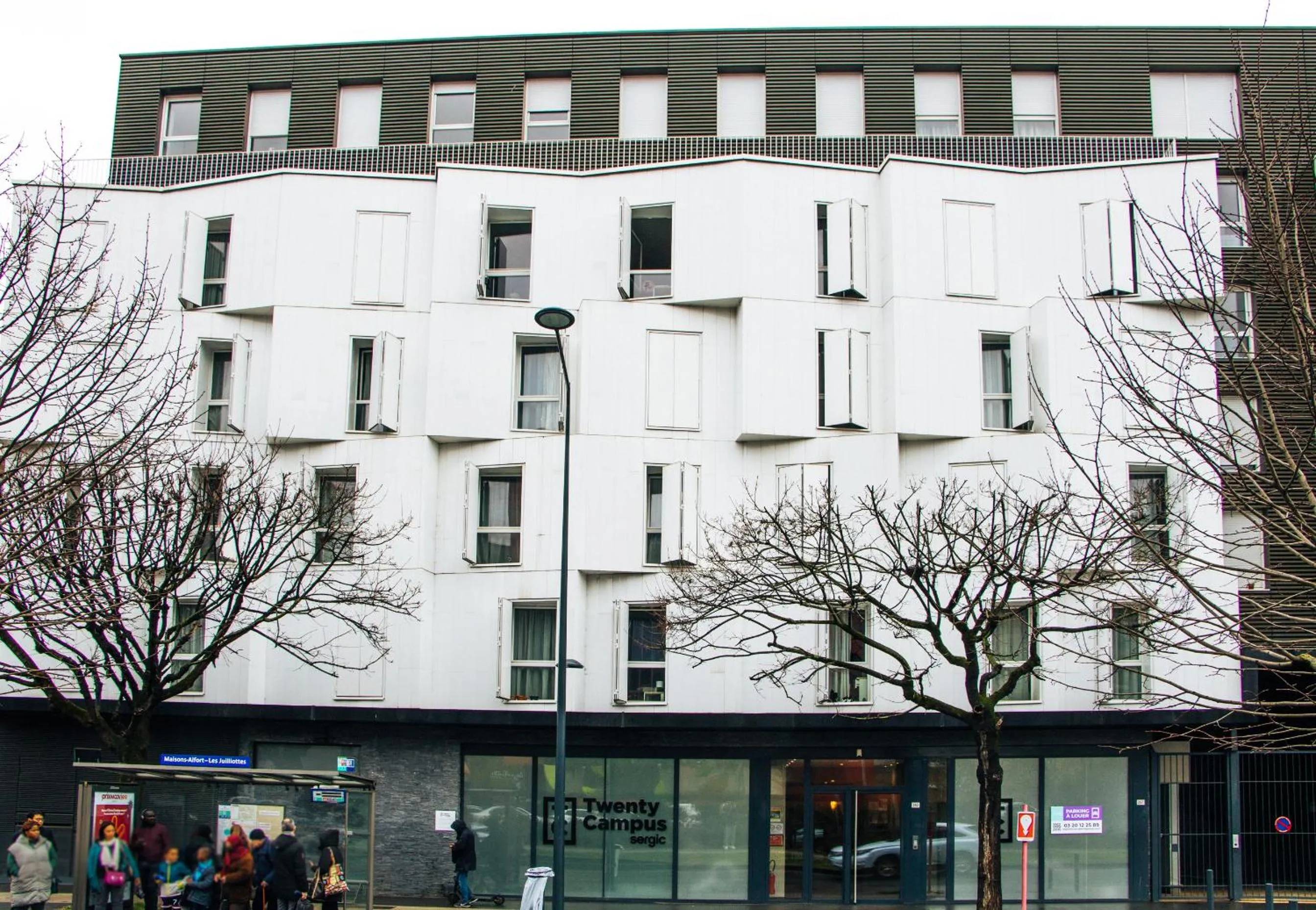 Property building in Twenty Business Flats Maisons Alfort Les Juilliottes