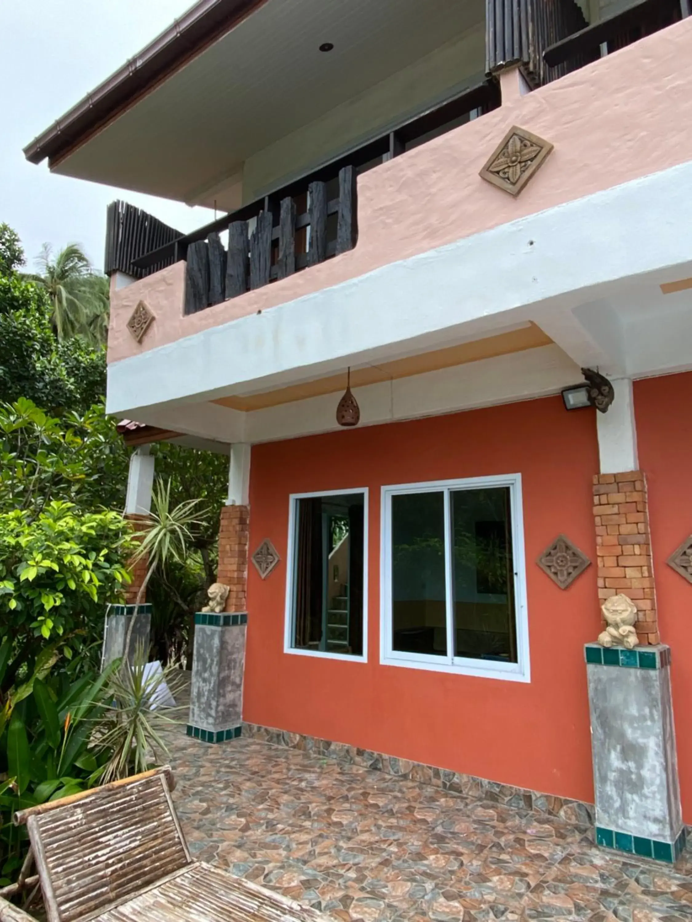 Deluxe Family Room in Sairee View Resort Deluxe Family Room in Sairee View Resort