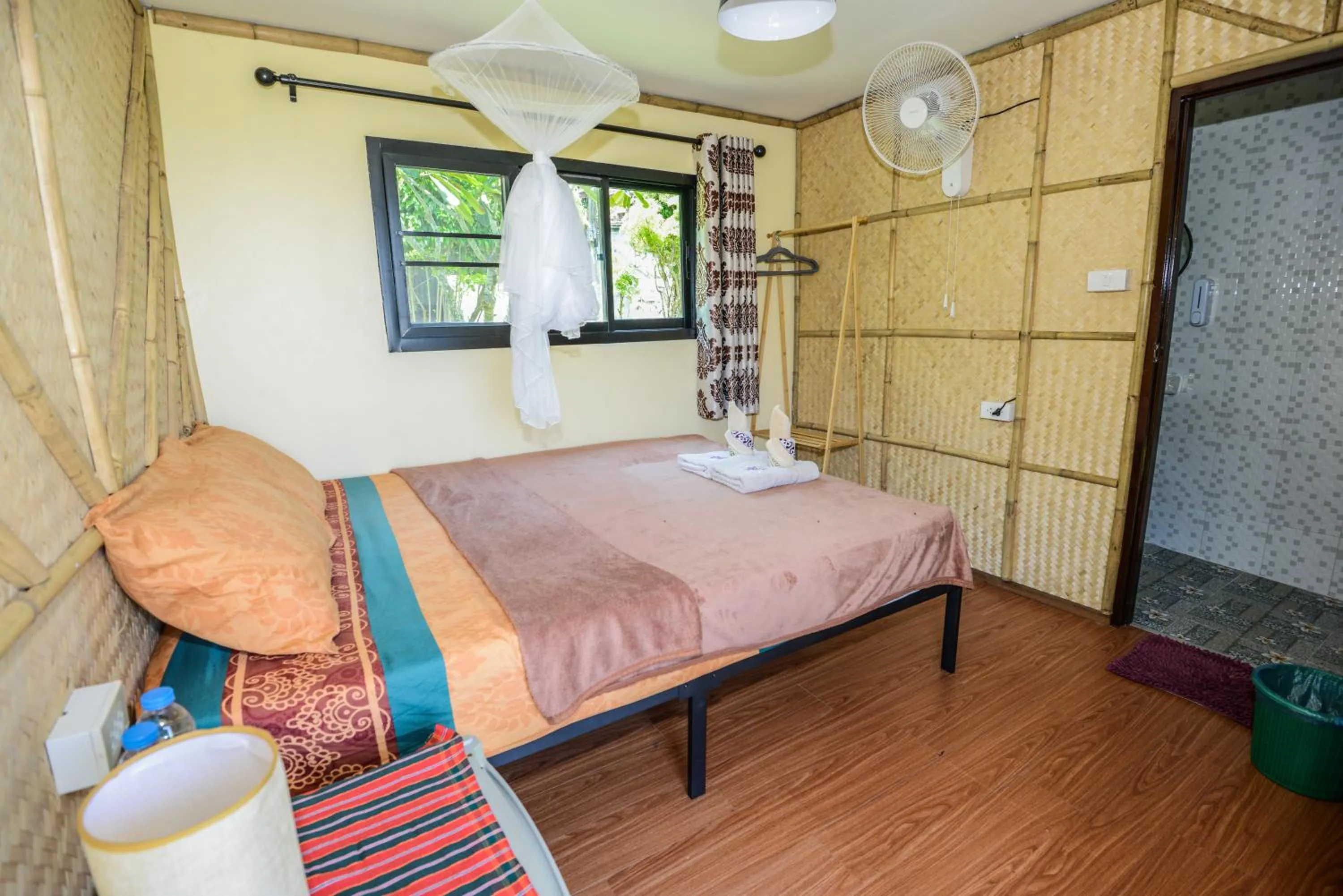 Bed in Sairee View Resort