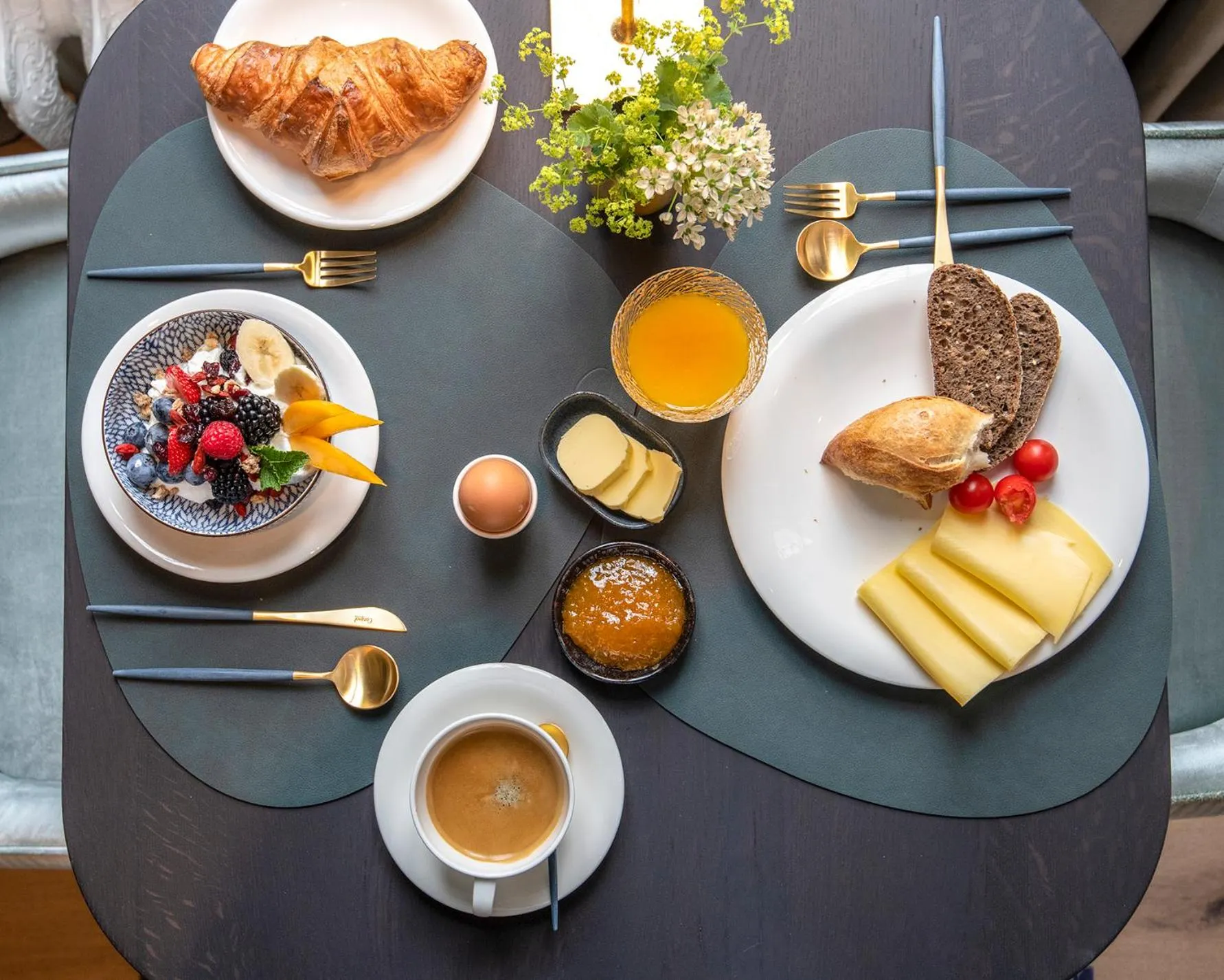 Breakfast in Bed & Breakfast Jezuietenplein 21