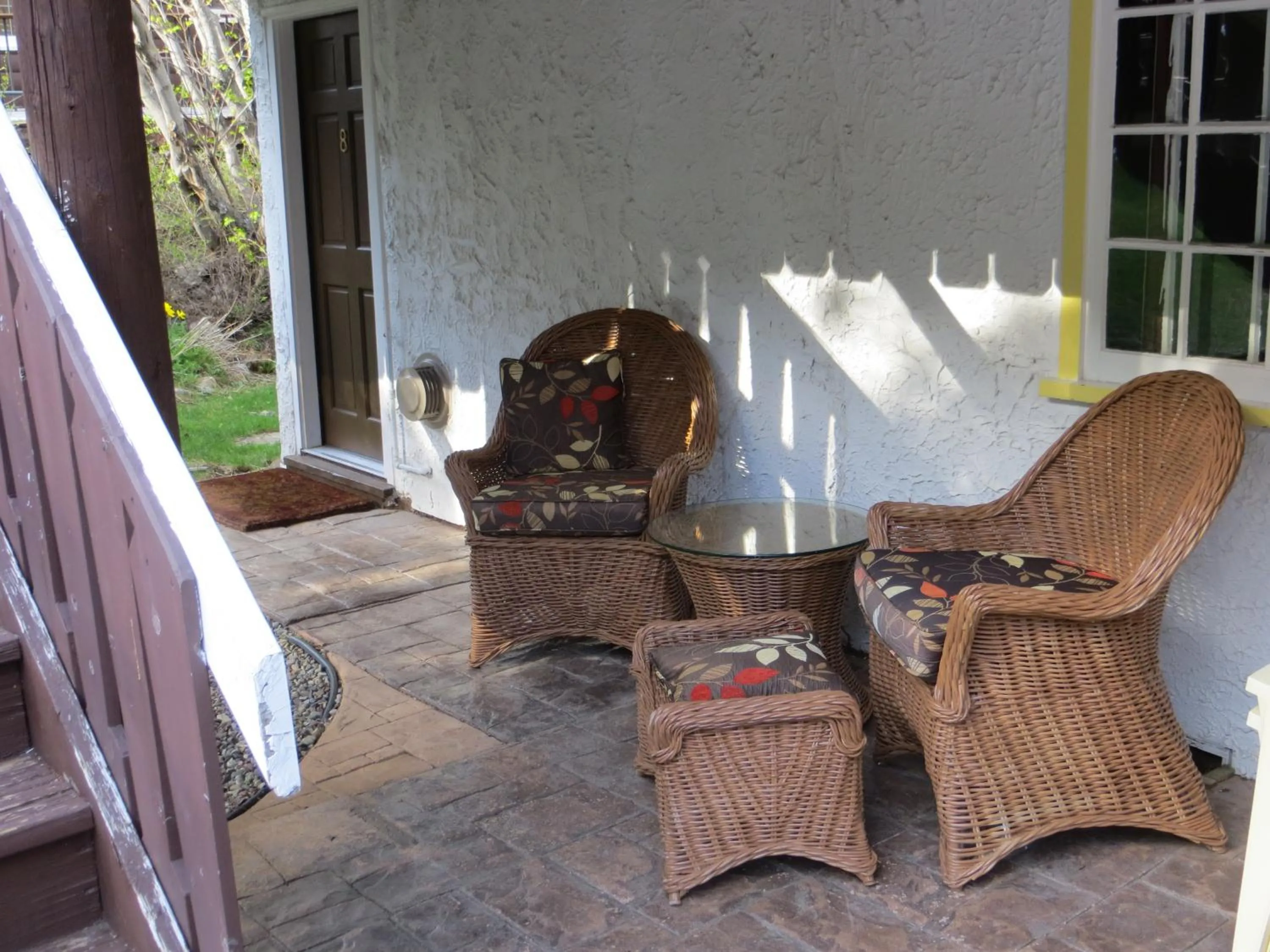 Facade/entrance in Northland Lodge