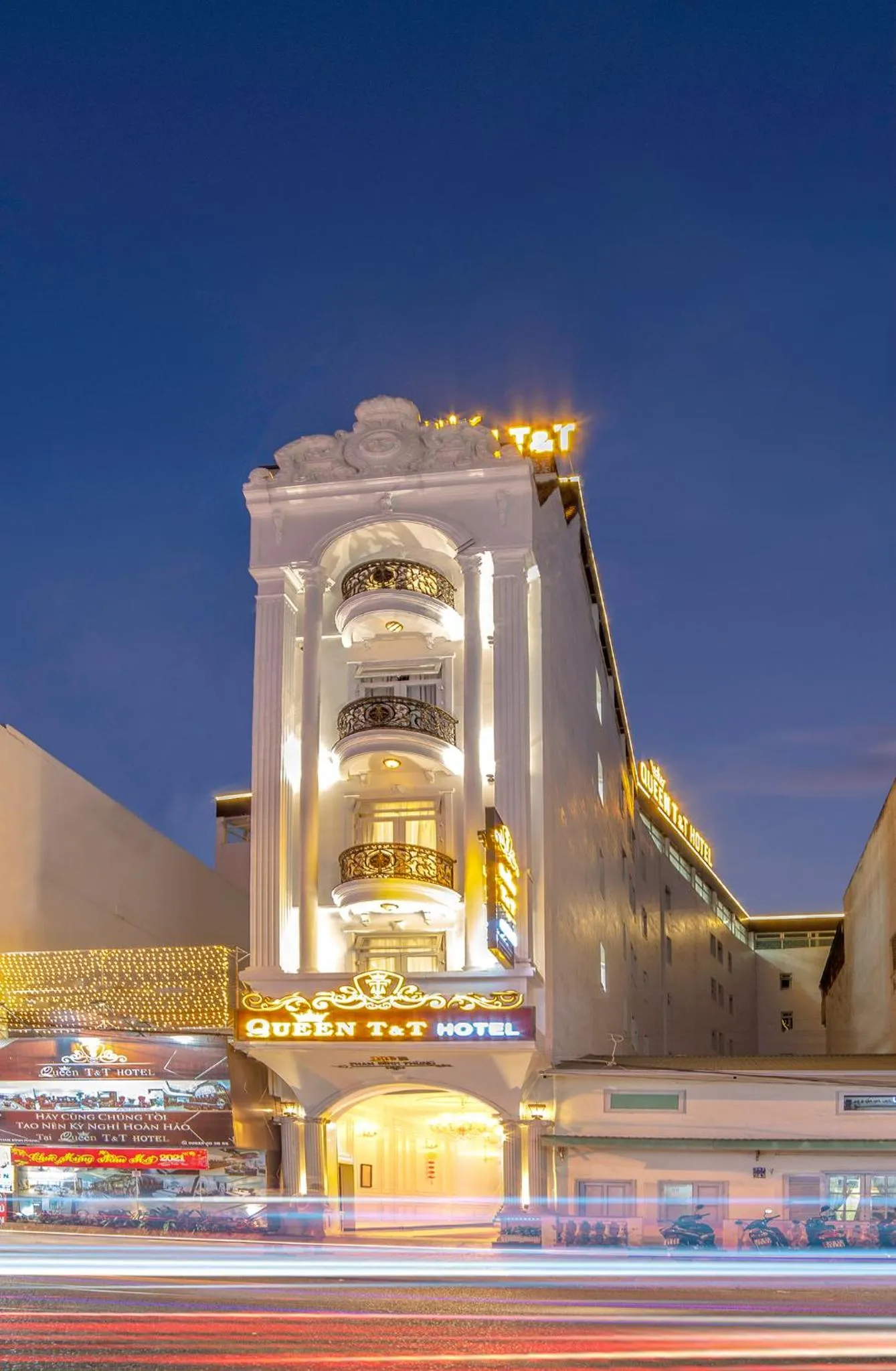 Property building in Queen T&T Dalat Hotel