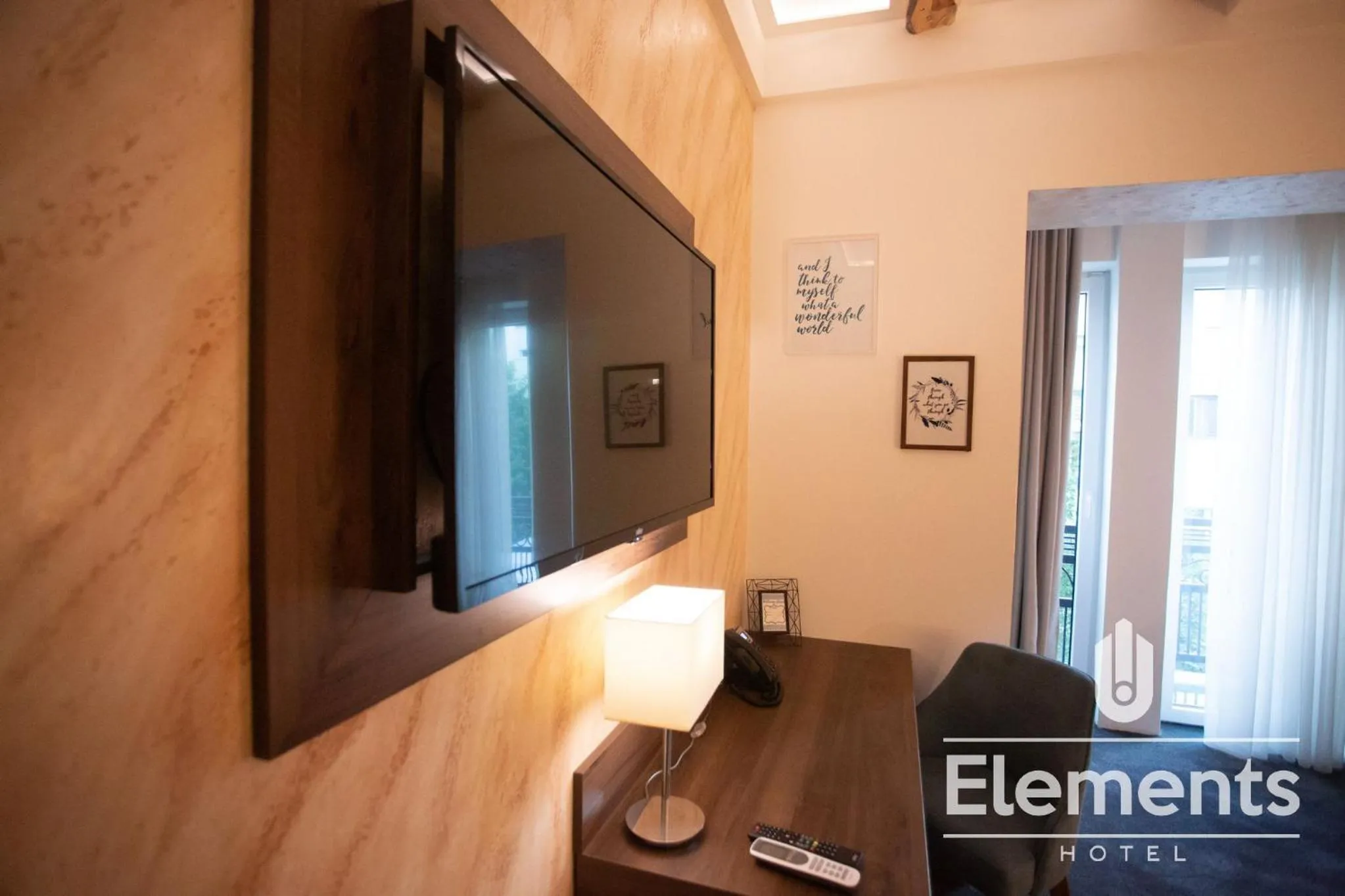 TV and multimedia in Hotel Elements