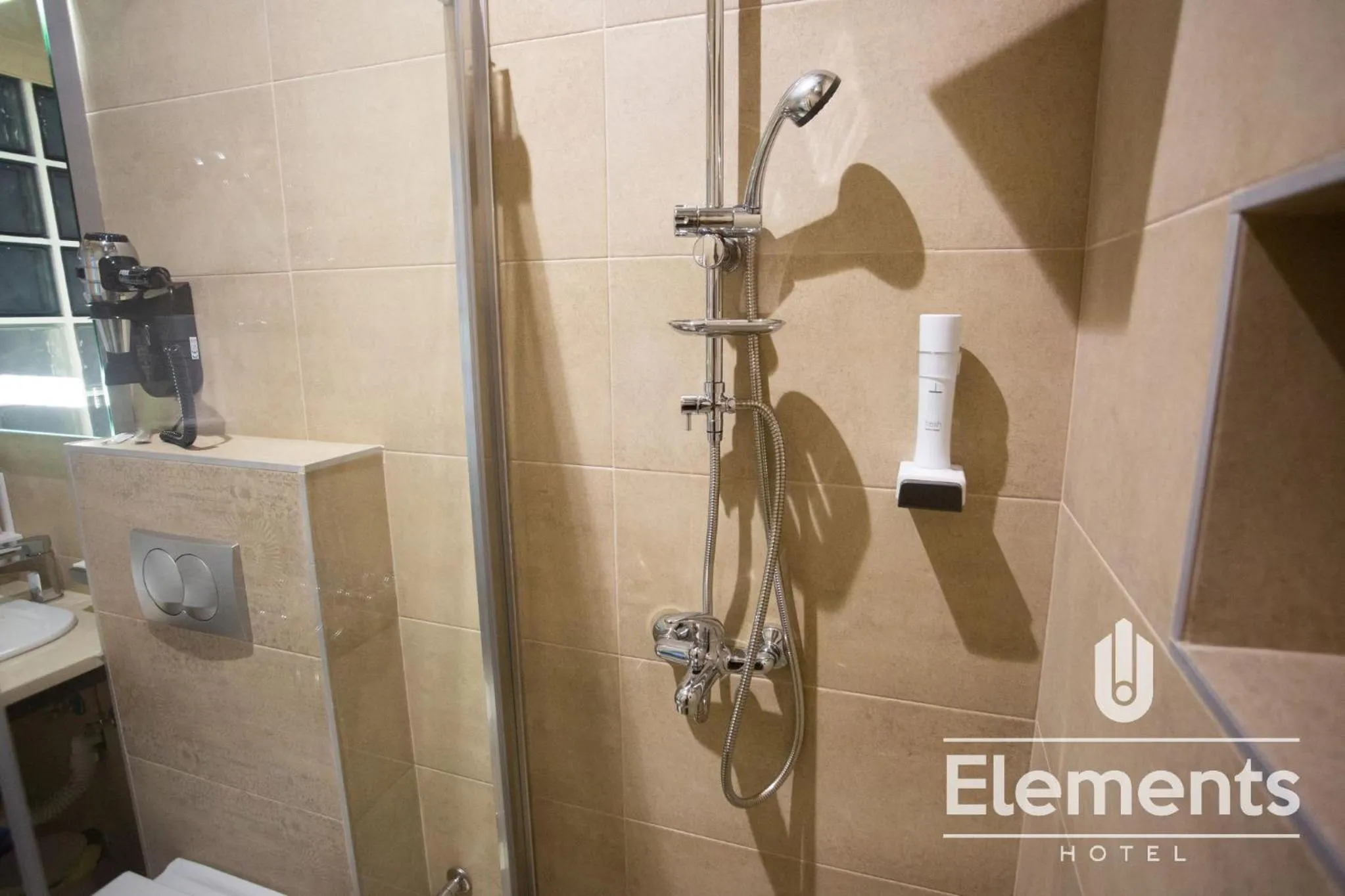 Shower in Hotel Elements