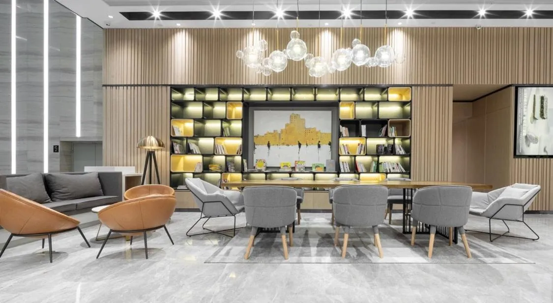 Atour Hotel Heyuan Wanlong