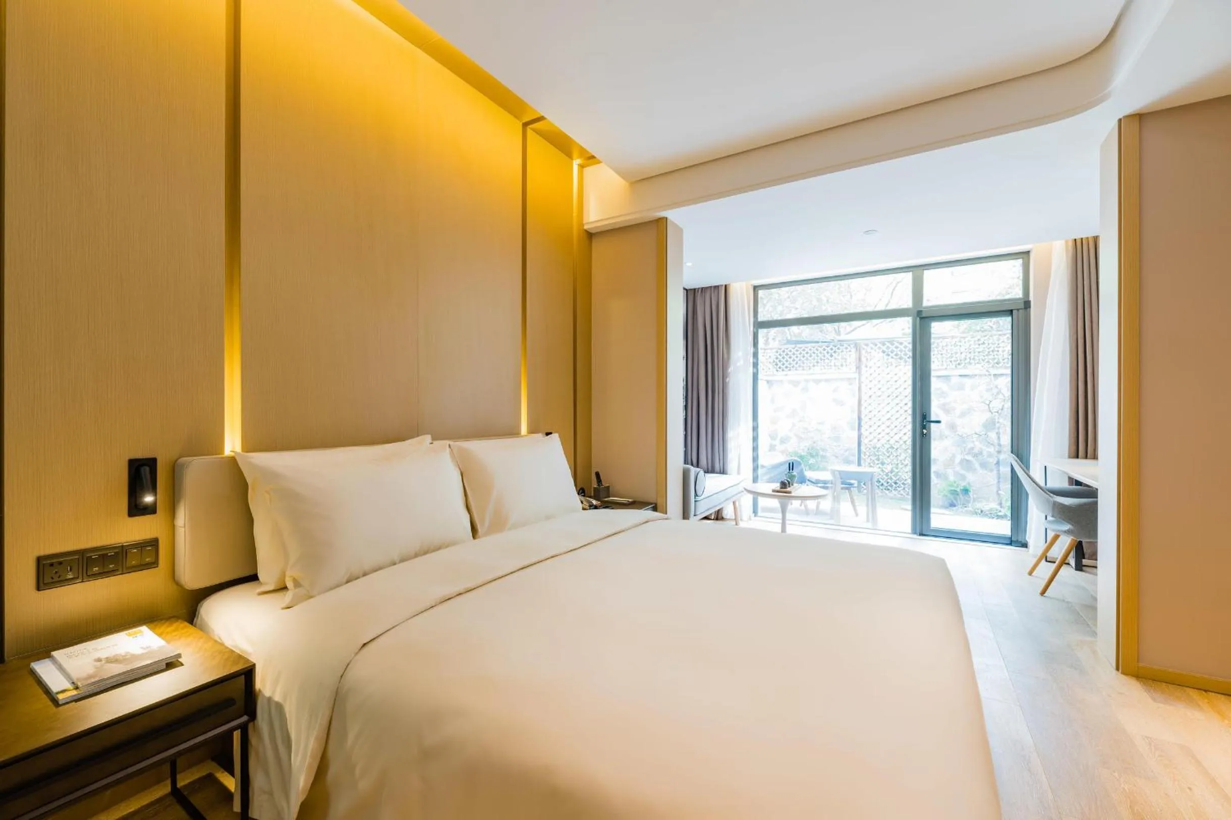 Bed in Atour S Hotel Lujiazui Oriental Pearl Shanghai