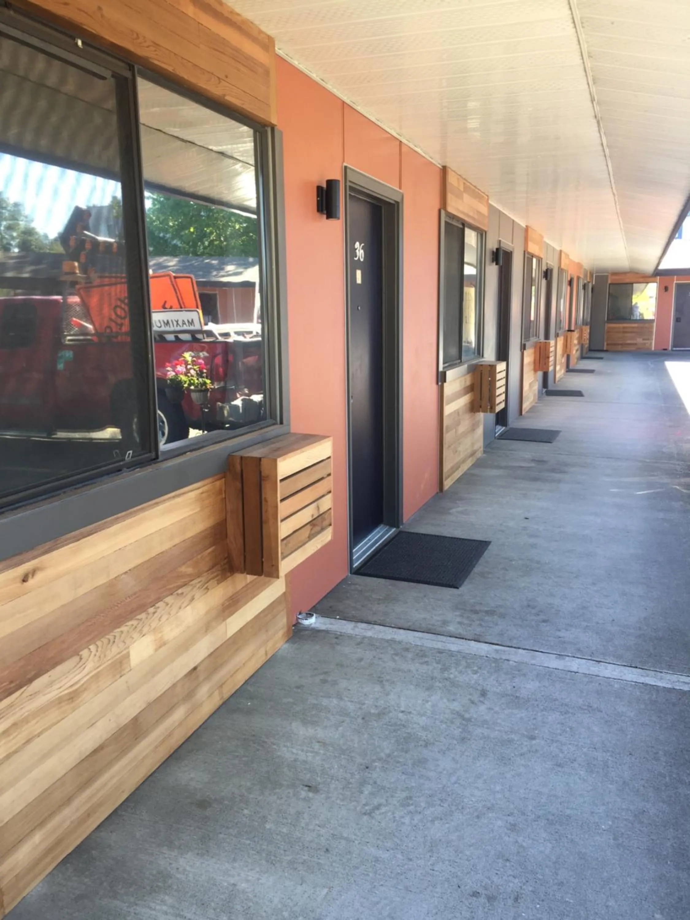 Property building in VIP Motel