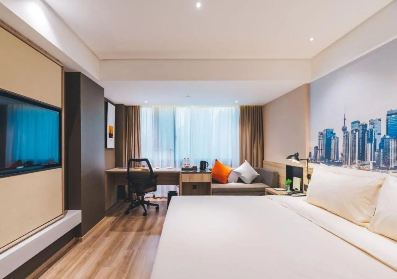 Bed in Atour Hotel New International Expo Center Longyang Road Shanghai
