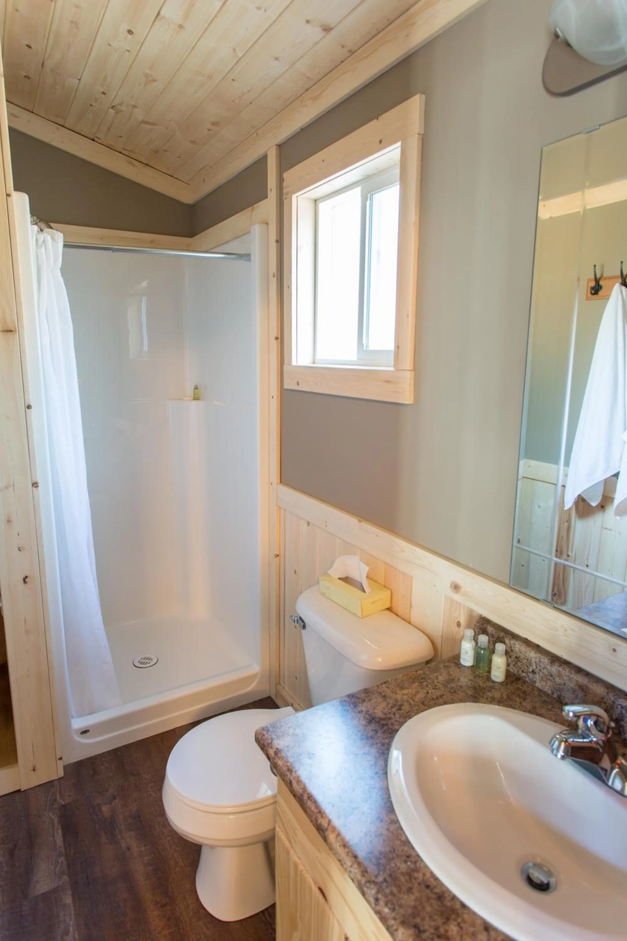 Shower in Halcyon Hot Springs Resort