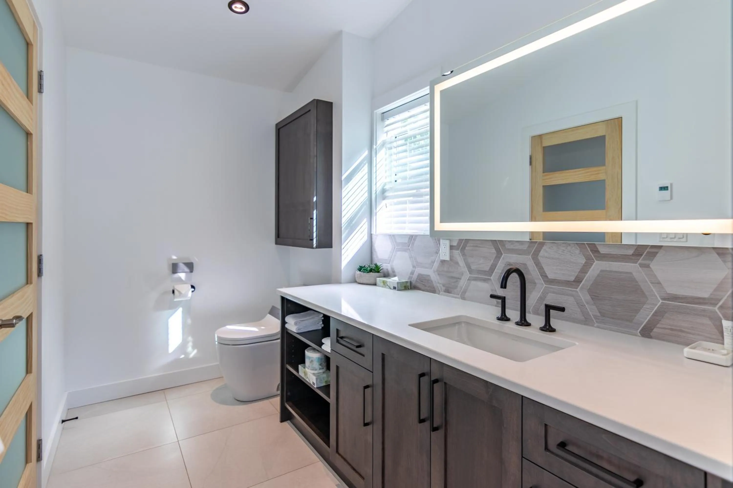 Bathroom in Halcyon Hot Springs Resort