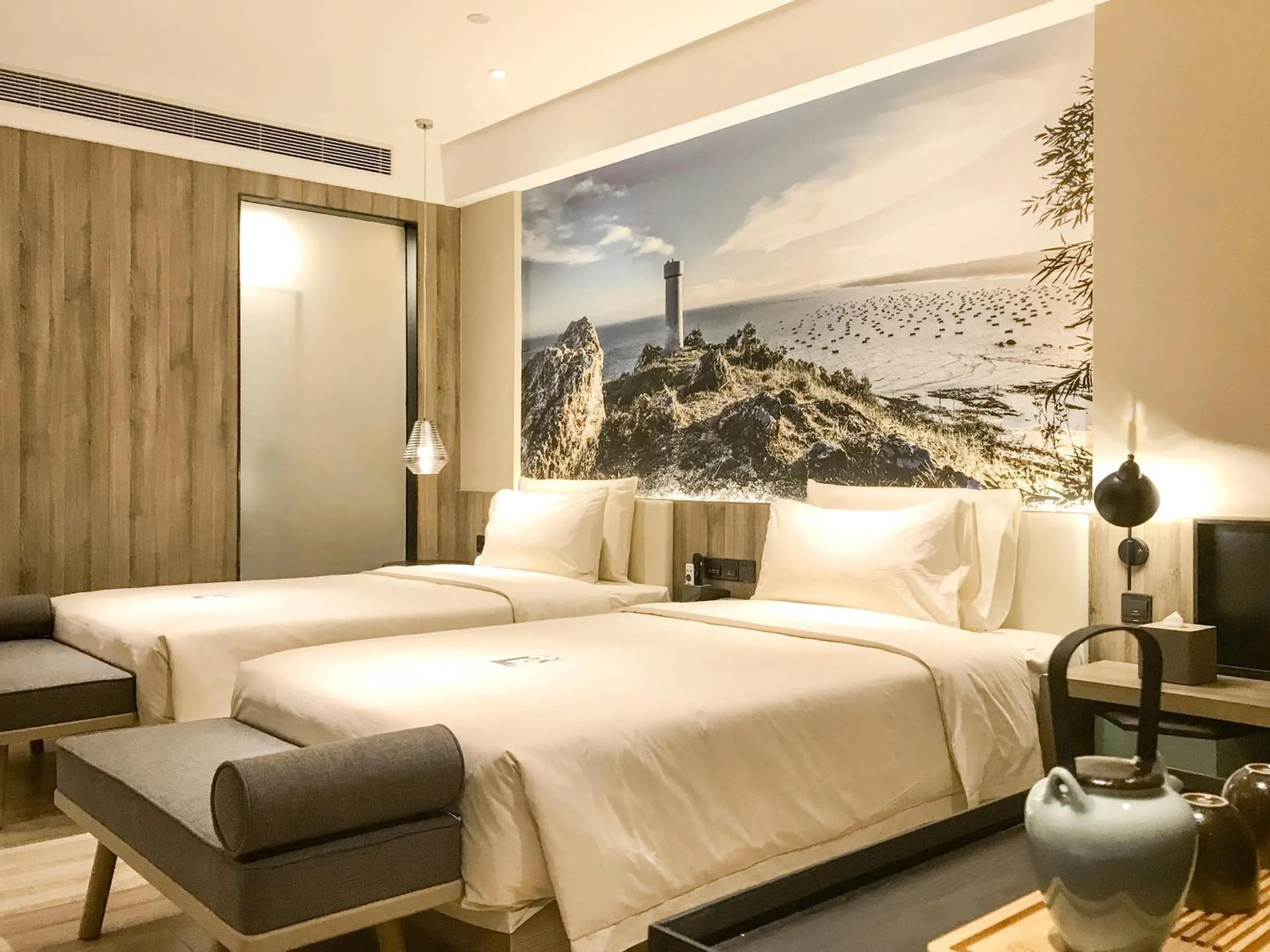 Bed in Atour Hotel High Speed Railway Station Maoming