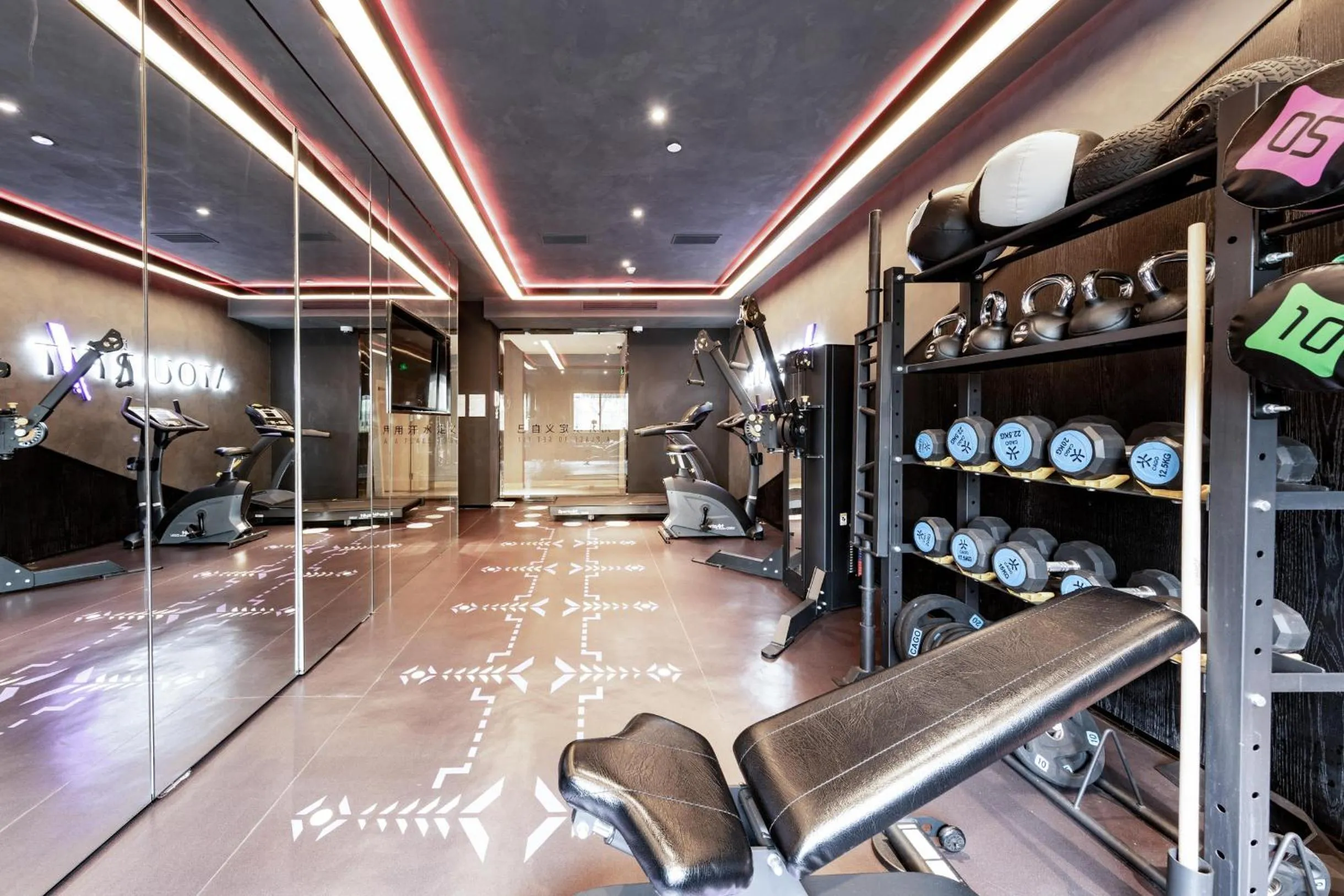 Fitness centre/facilities in Atour Hotel Hongqiao Hub National Exhibition Center Shanghai