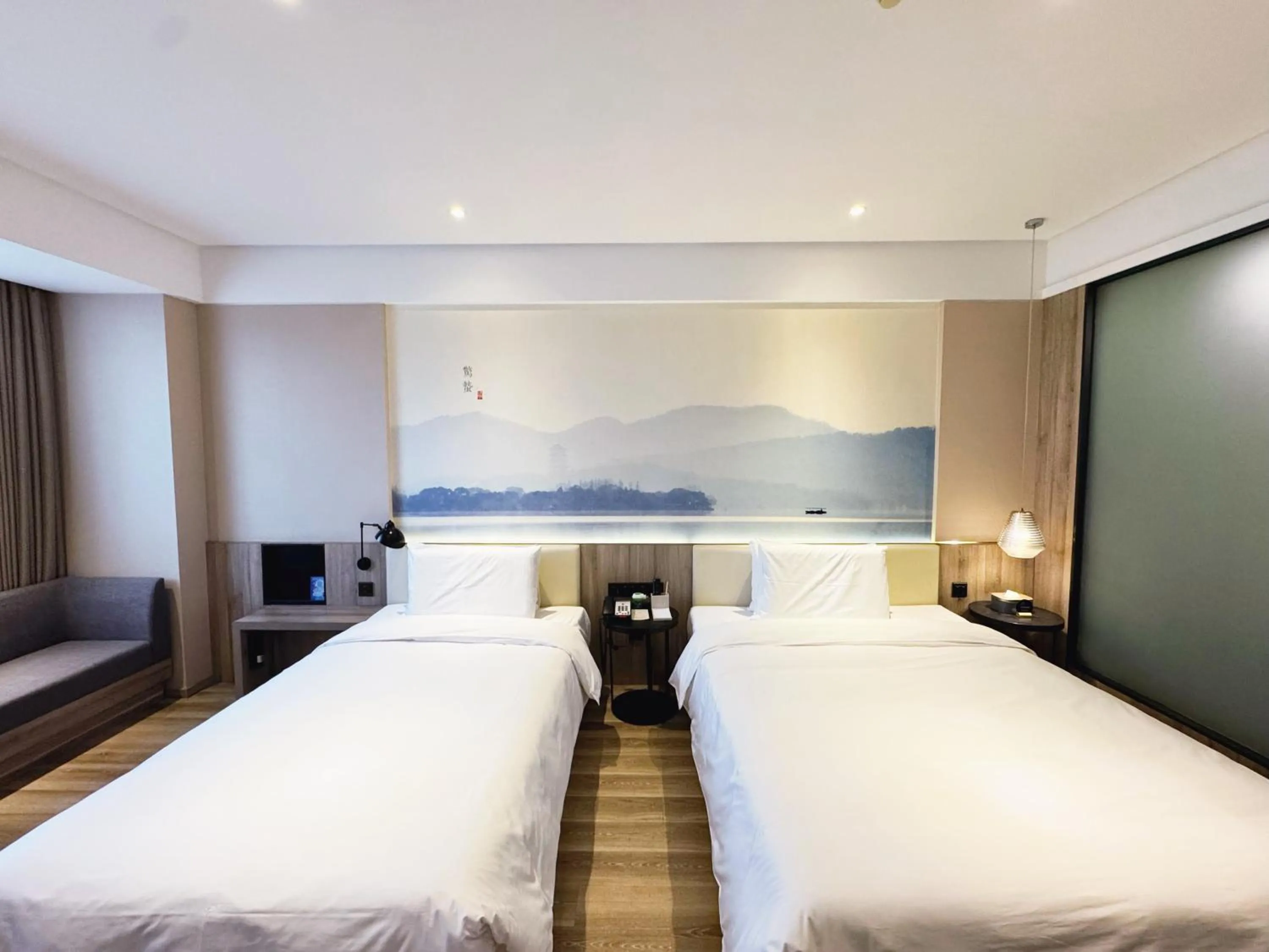 Bed in Atour Hotel Hongqiao Hub National Exhibition Center Shanghai