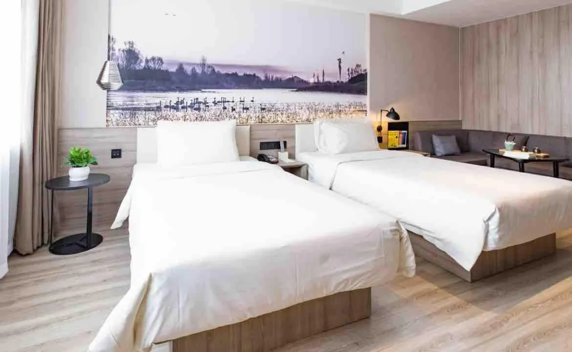 Bed in Atour Hotel Yingxiongshan Road Jinan