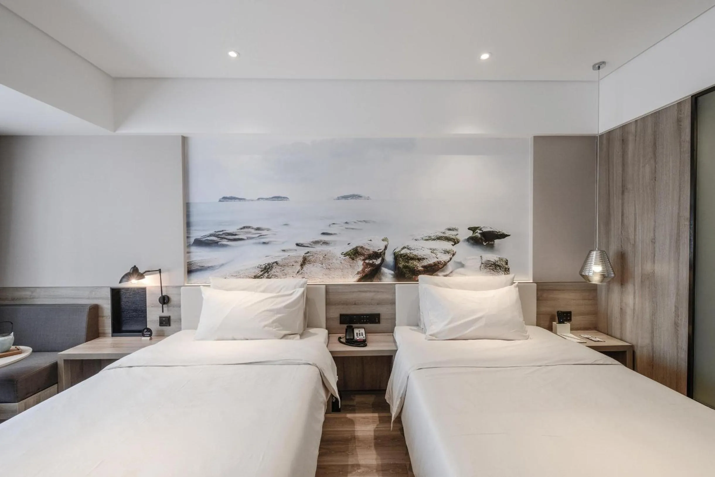 Bed in Atour Hotel Railway Station Dalian