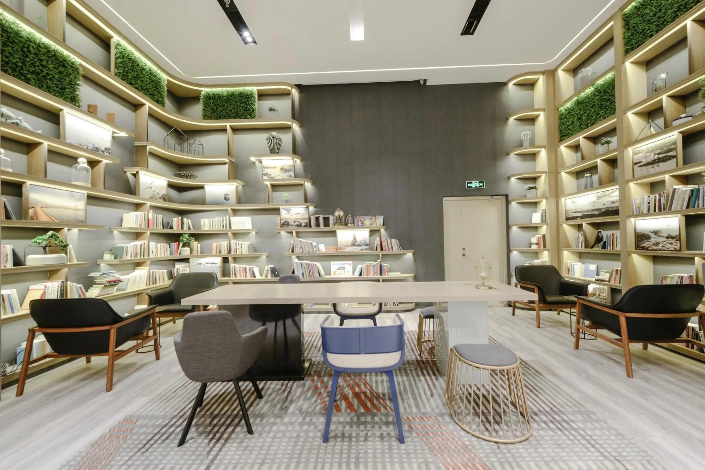 Atour Hotel Railway Station Dalian