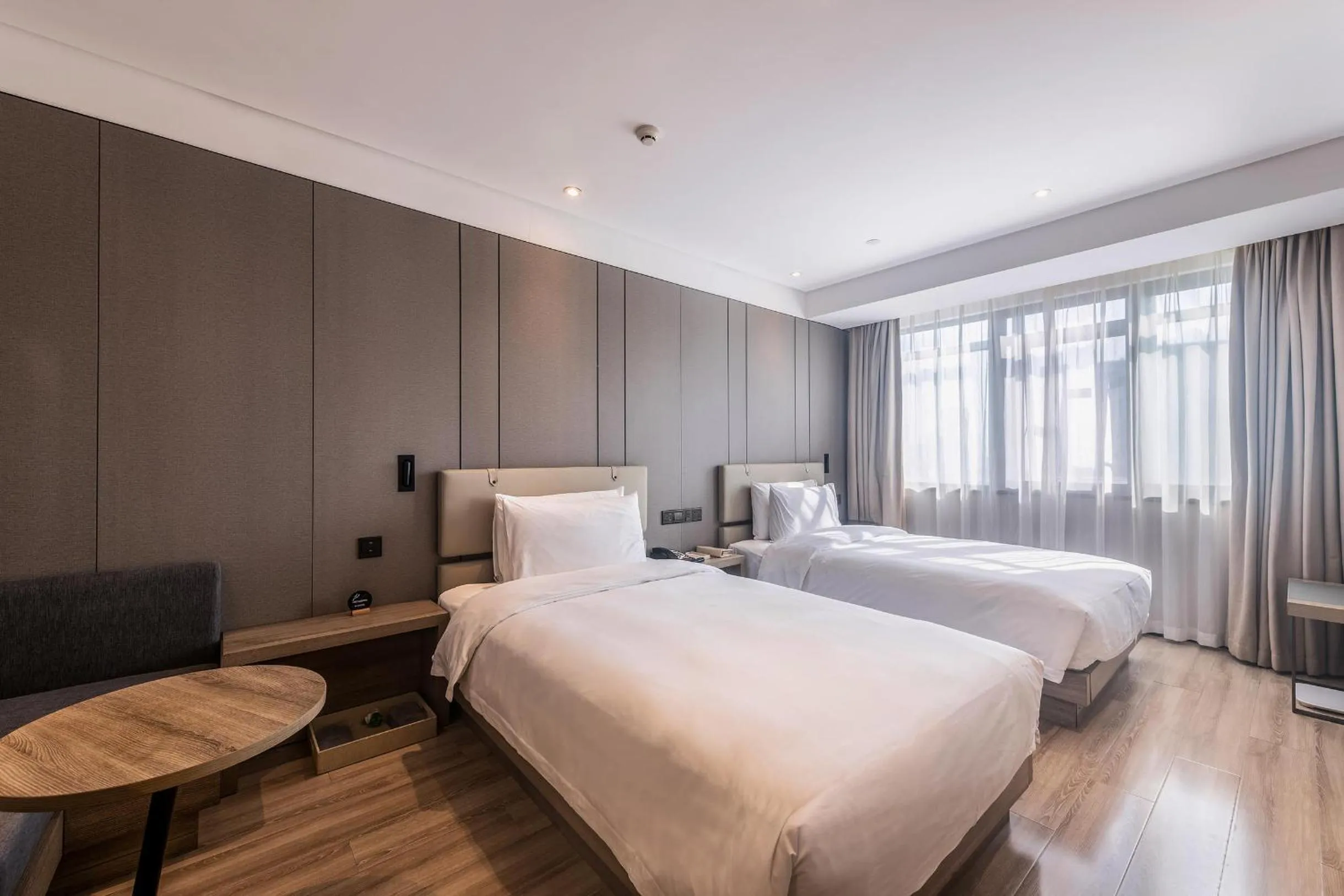 Bed in Atour Hotel X Nanshan Coastal City Shenzhen