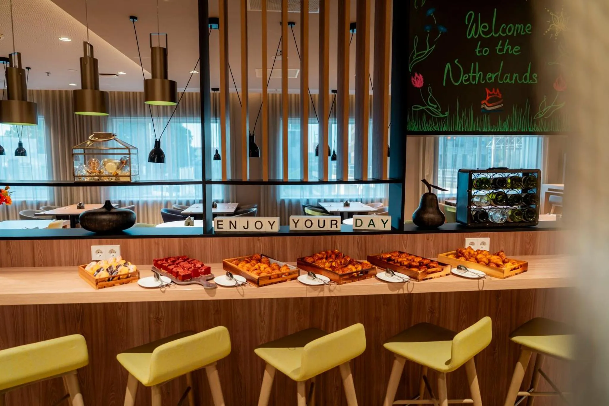 Breakfast in Holiday Inn - Eindhoven Airport by IHG