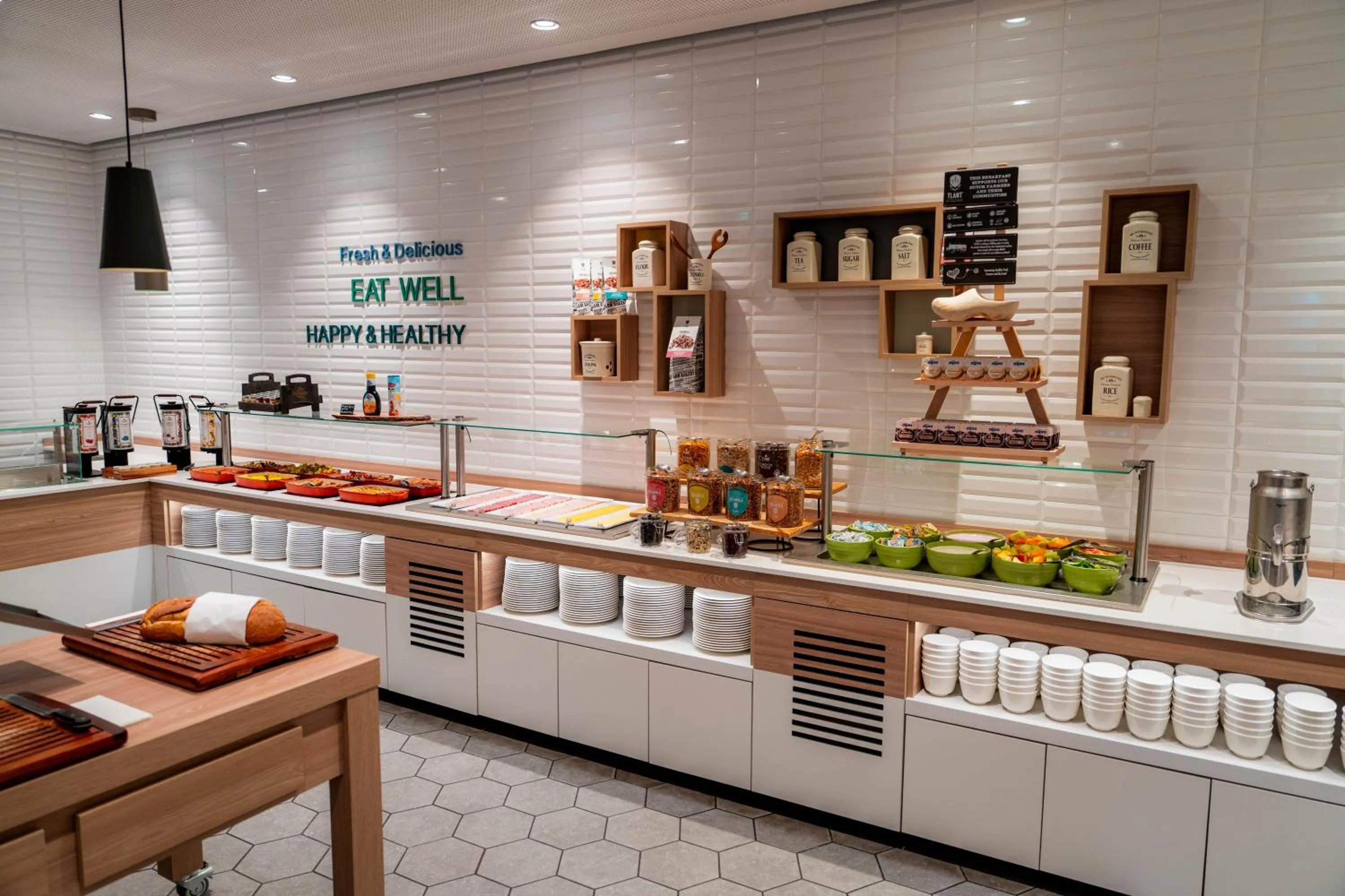 Restaurant/places to eat in Holiday Inn - Eindhoven Airport by IHG