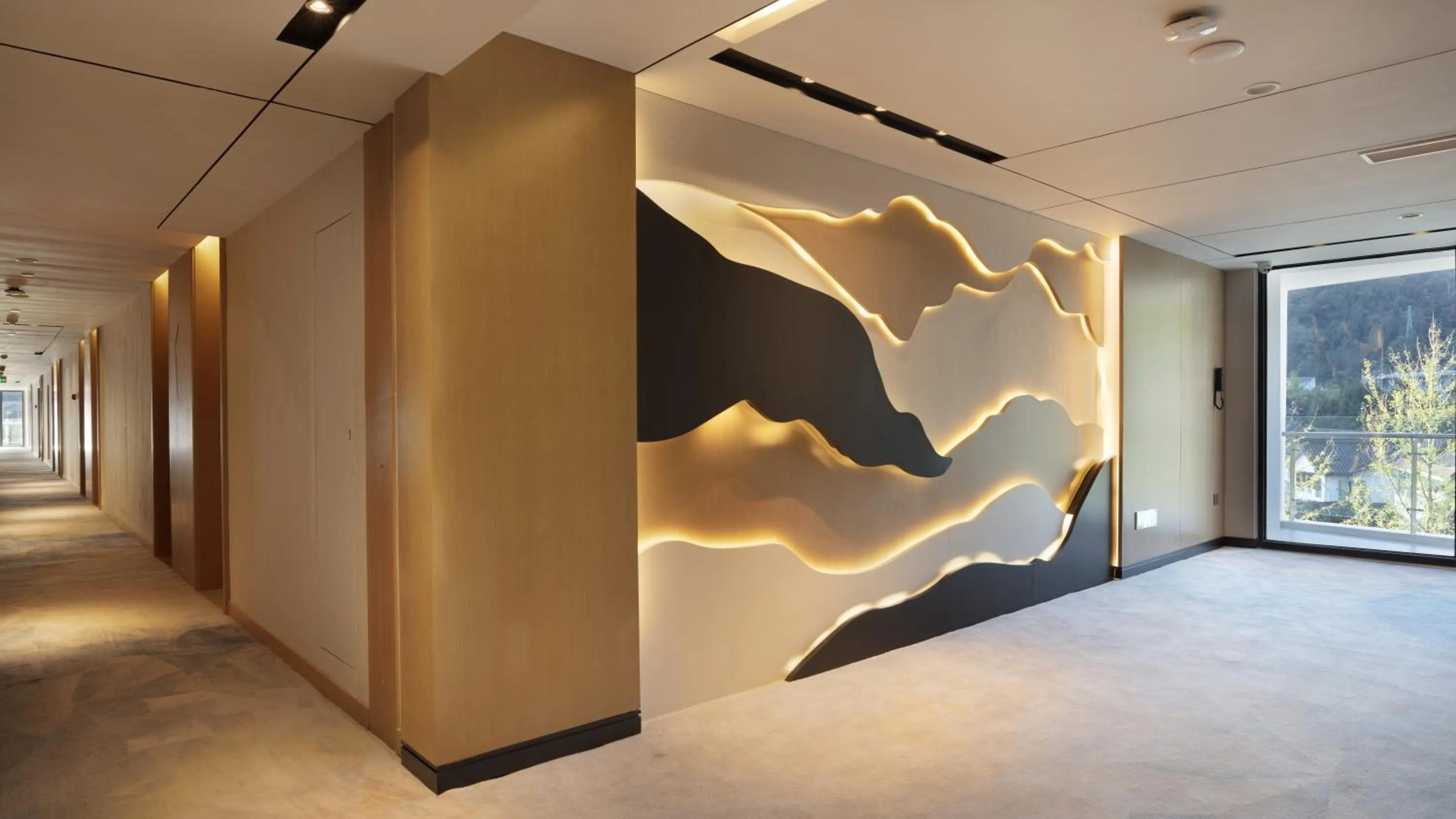 Lobby or reception in Holiday Inn Express Qiliping by IHG