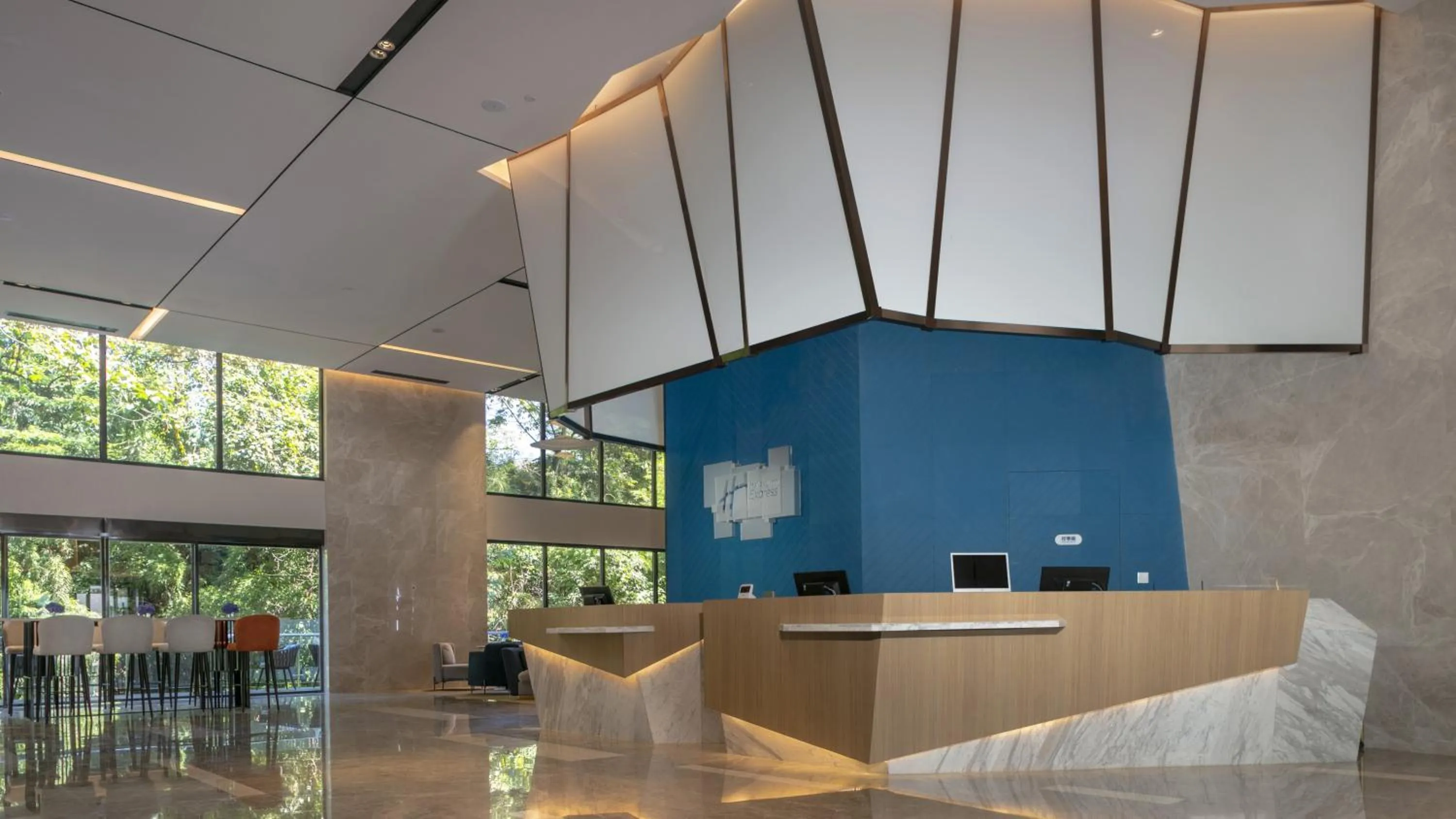 Property building in Holiday Inn Express Qiliping by IHG