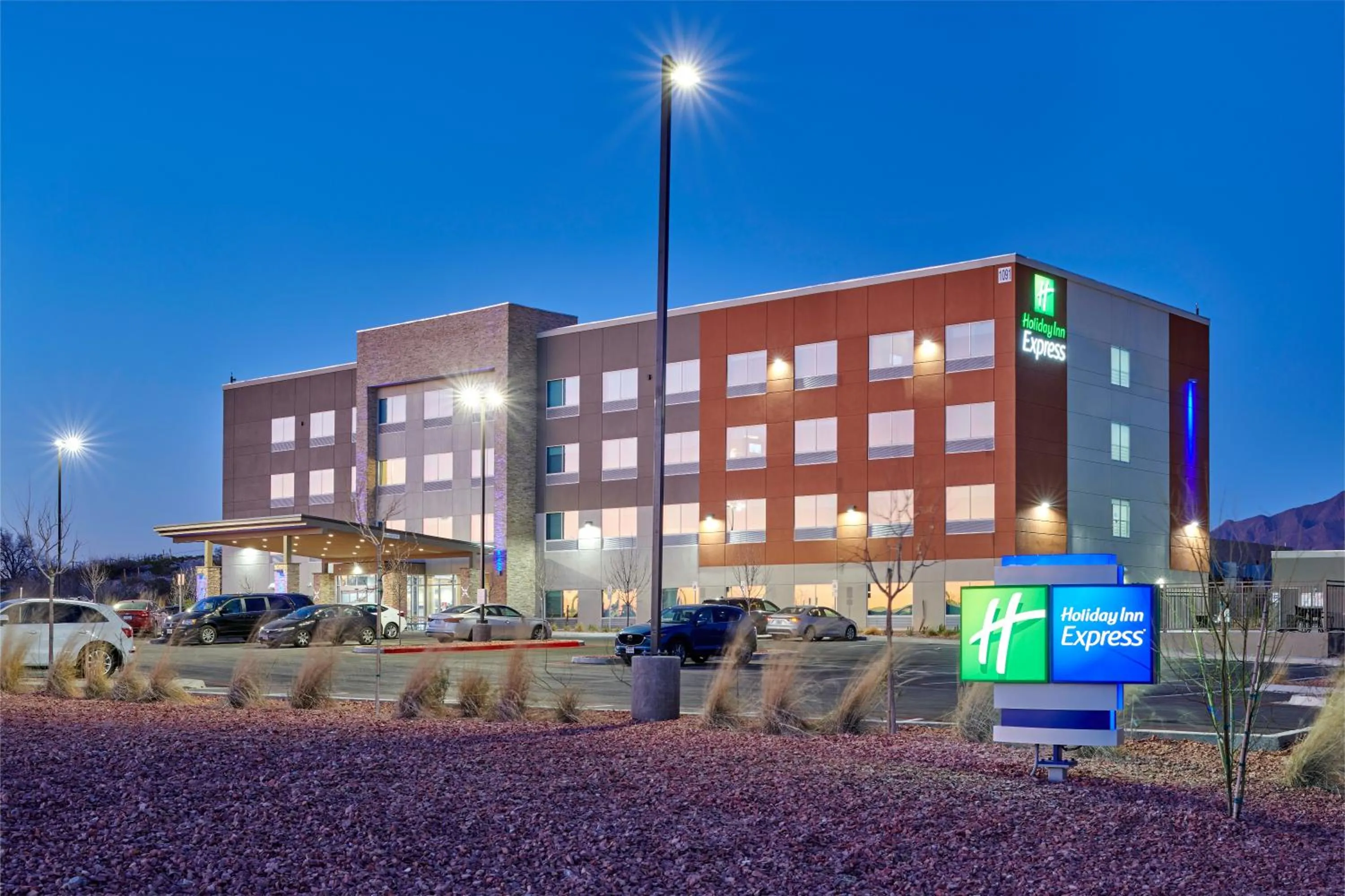 Property building in Holiday Inn Express & Suites El Paso - Sunland Park Area by IHG