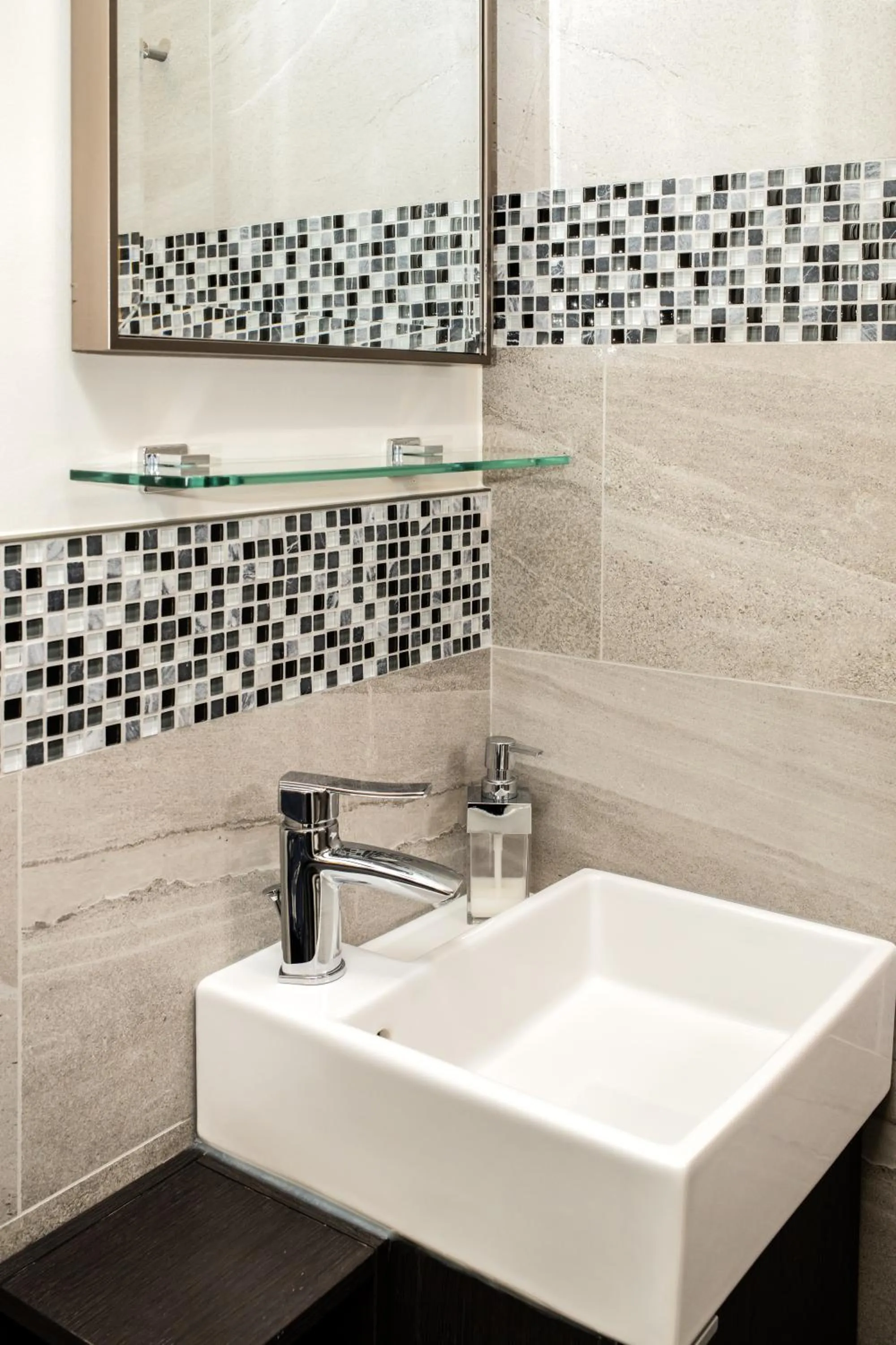 Bathroom in Crescent Motel