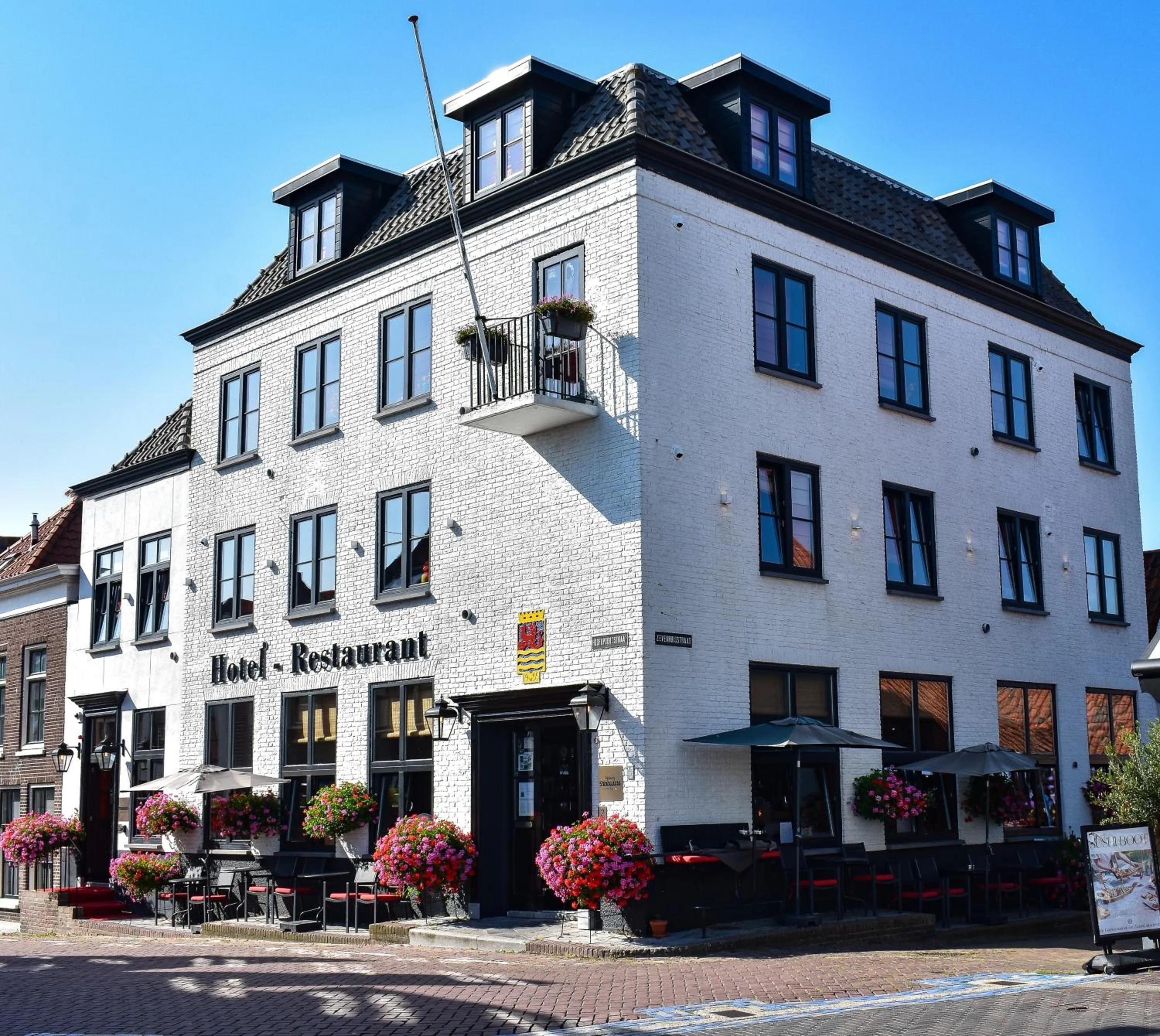 Property building in Boutique Hotel Zeeuws-Meisje