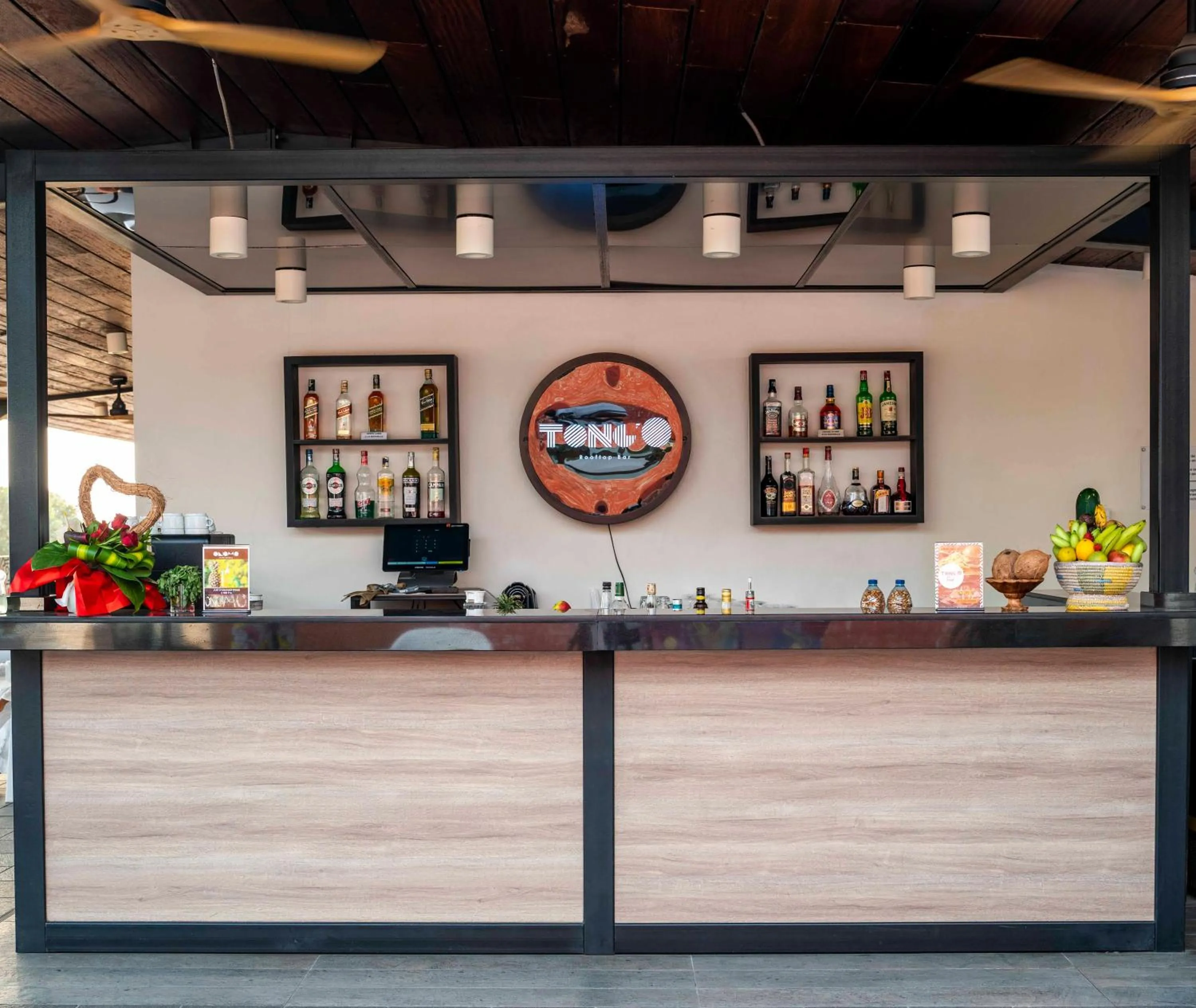 Lounge or bar in ONOMO Hotel Douala