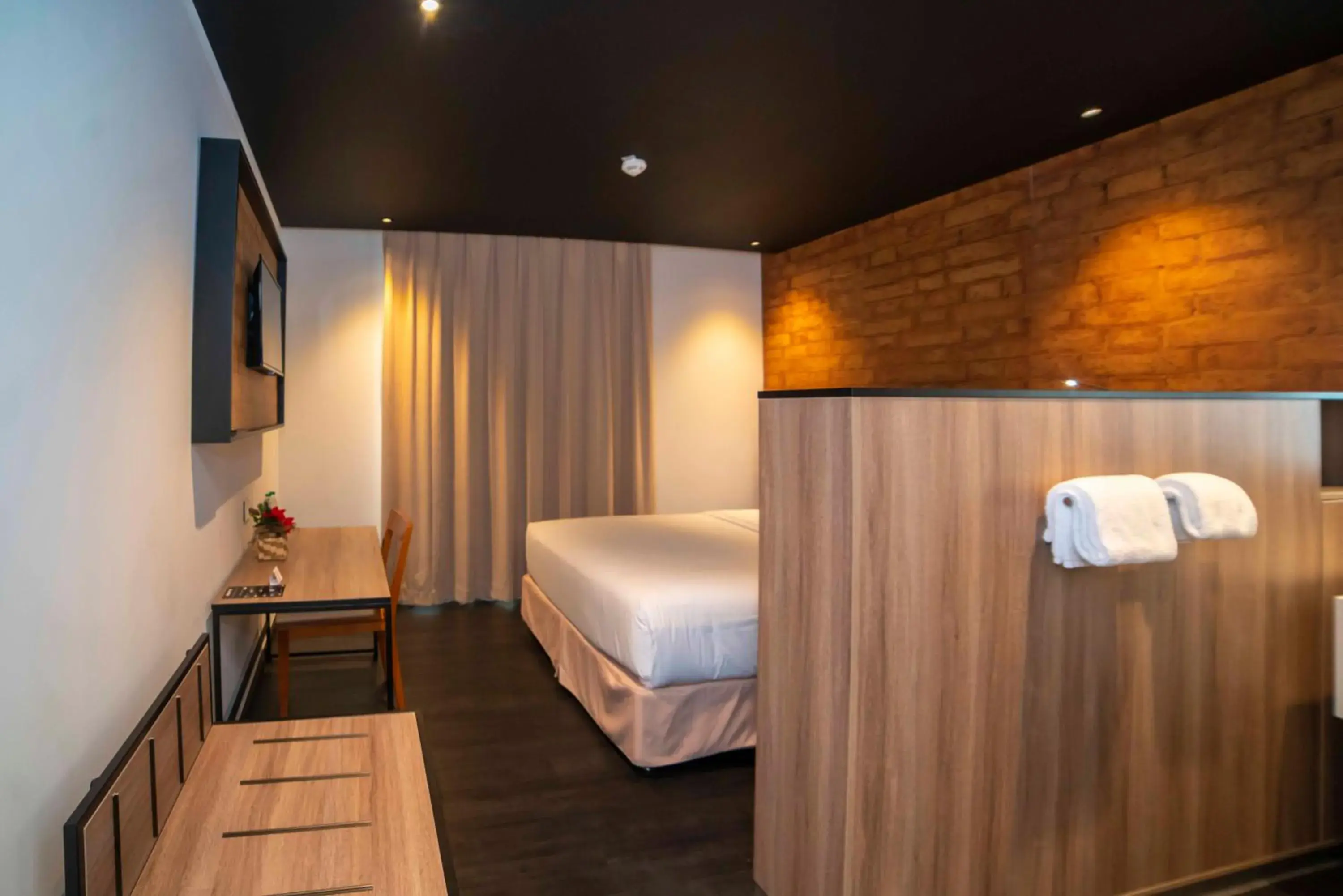 Standard Double Room in ONOMO Hotel Douala Standard Double Room in ONOMO Hotel Douala