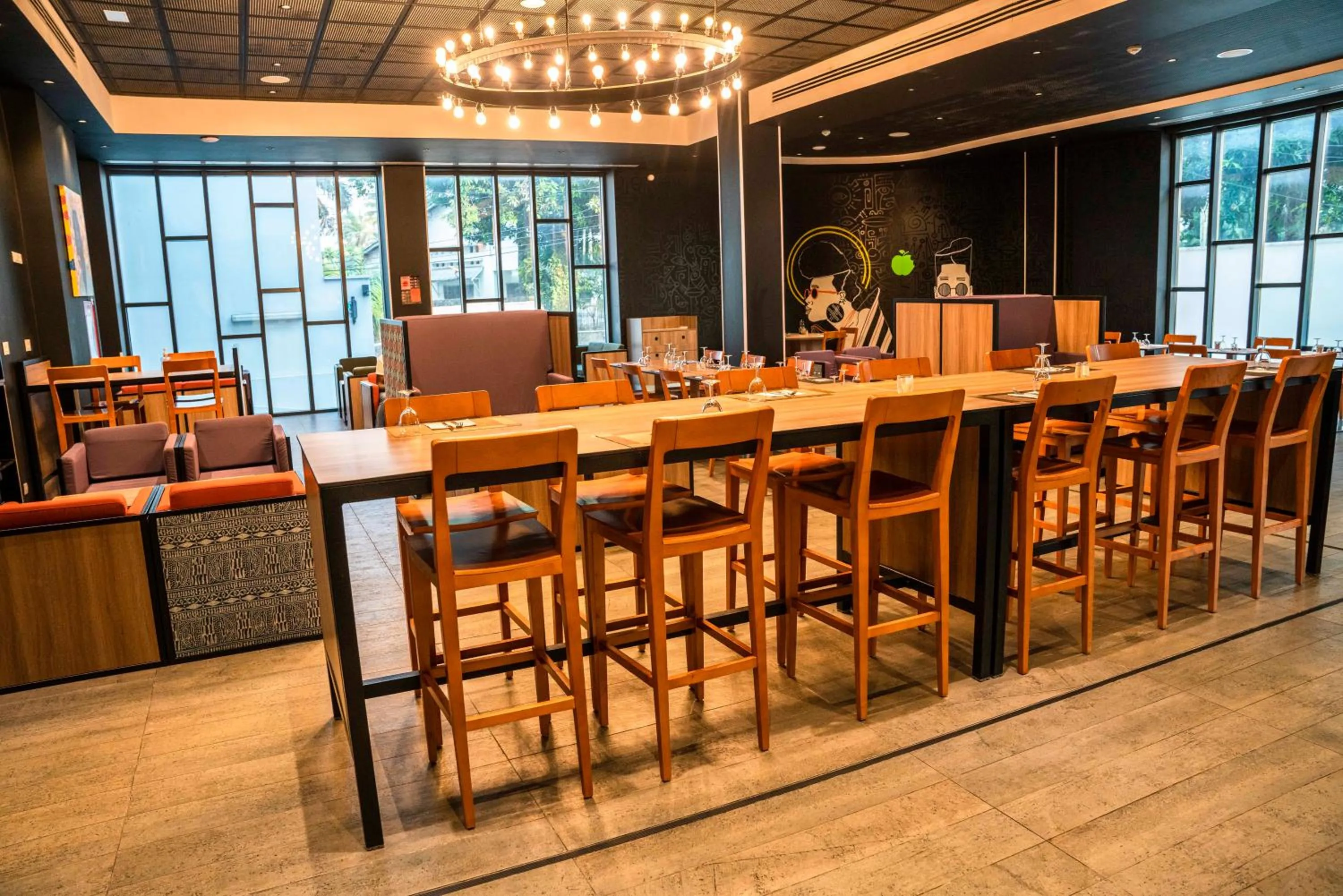 Restaurant/places to eat in ONOMO Hotel Douala