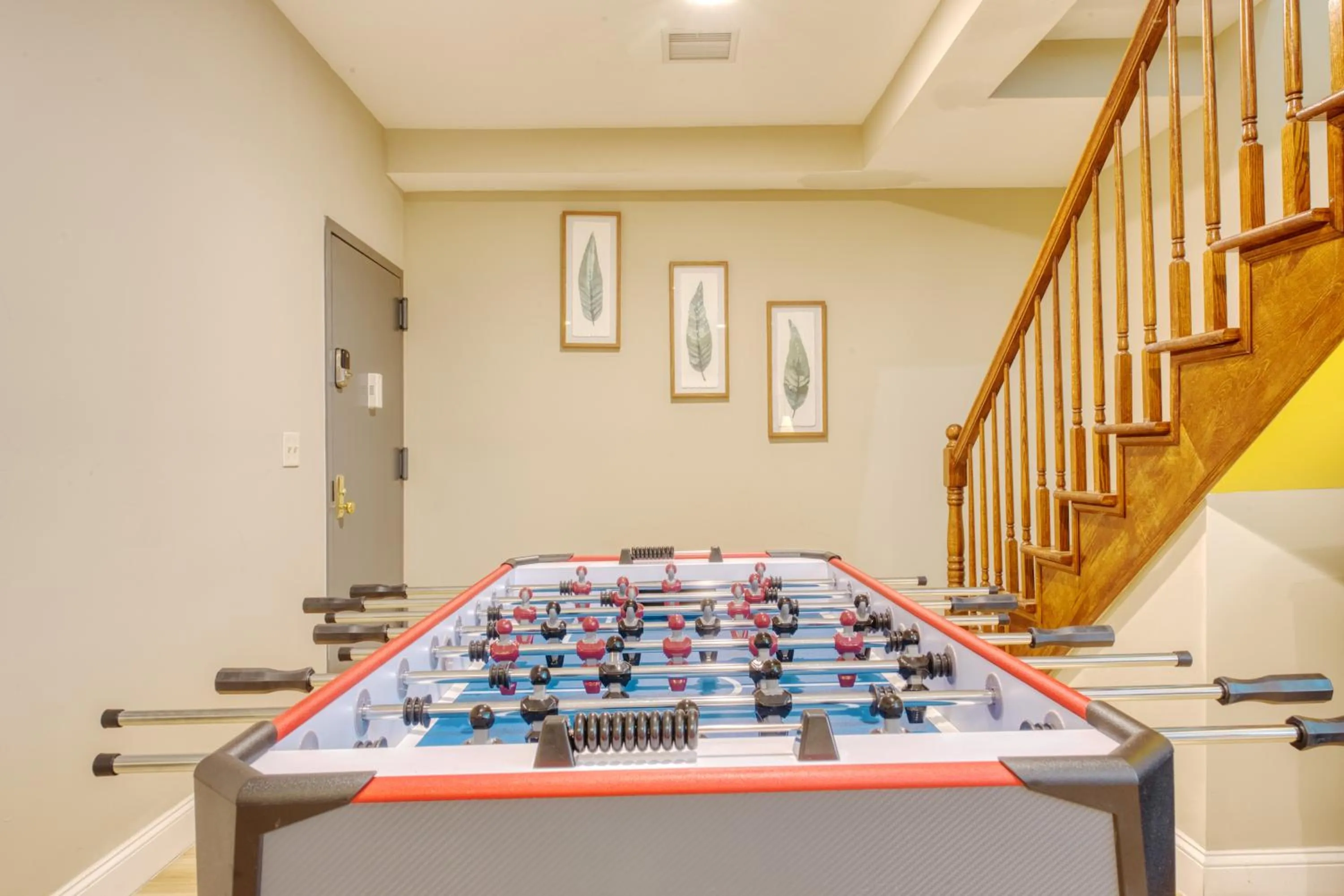 Game Room in The Cherry Suites - Chinatown