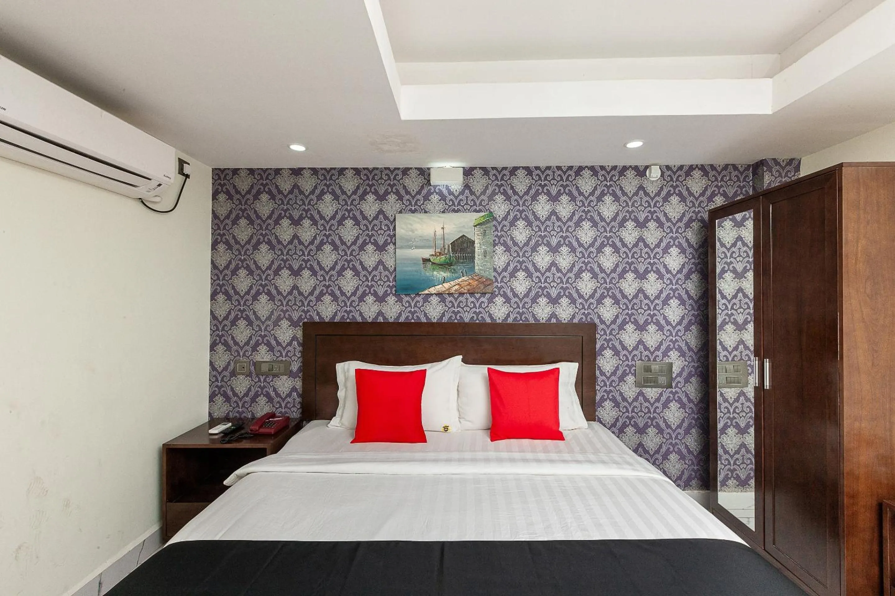 Standard Double Room - single occupancy in Collection O Prince Park