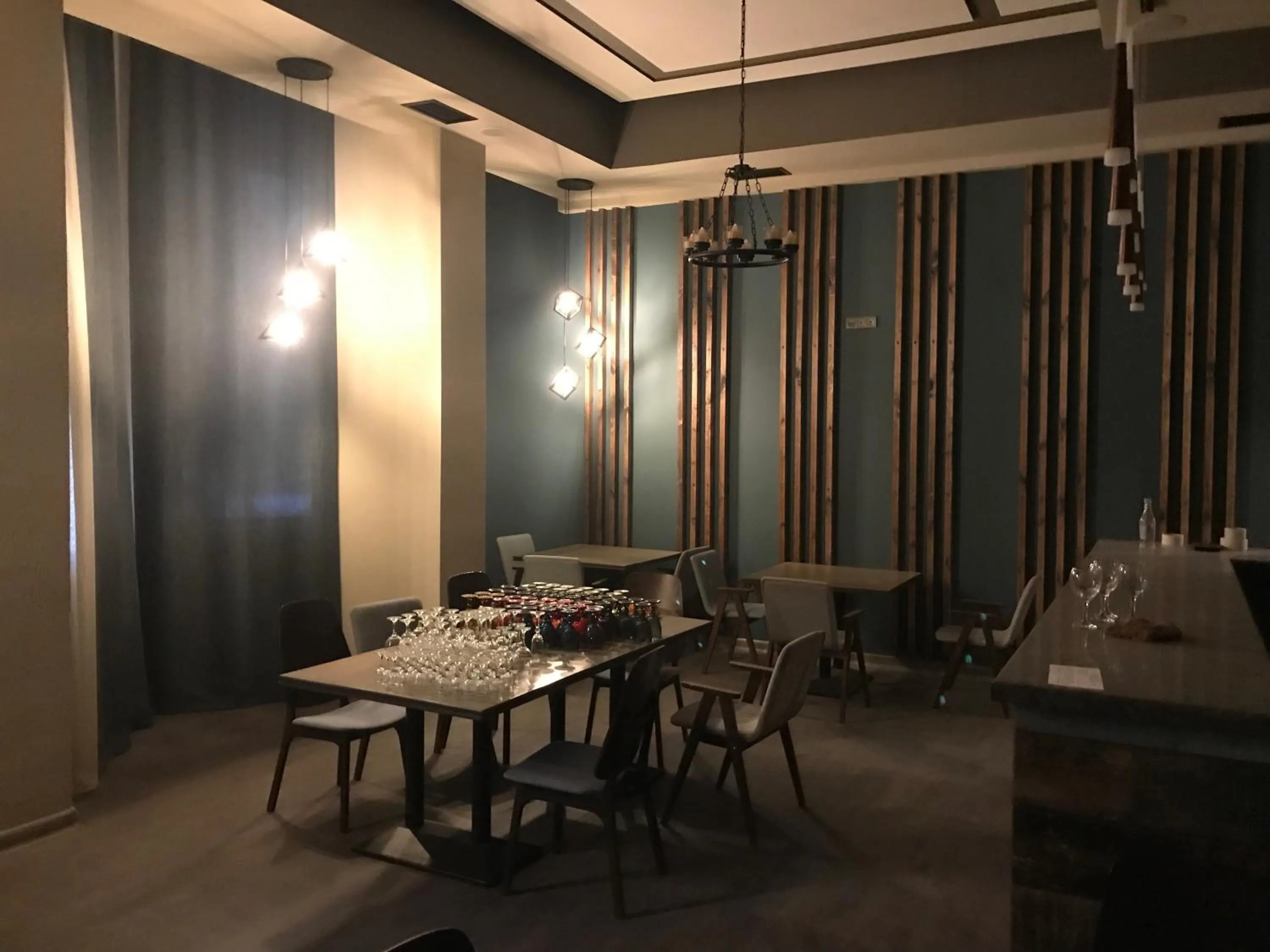 Restaurant/places to eat in A Hotel Yerevan