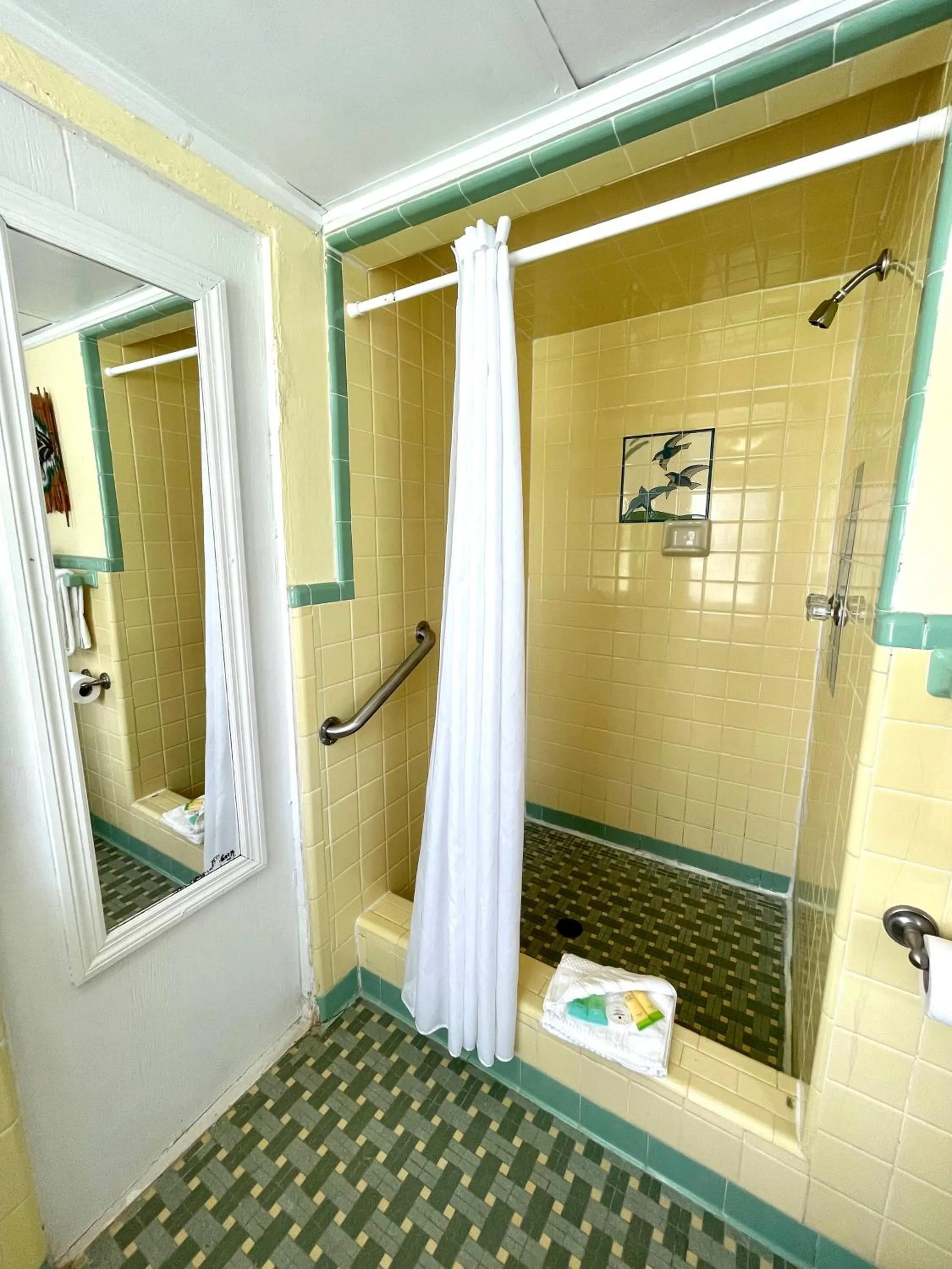 Coconut Cove Resort & Marina