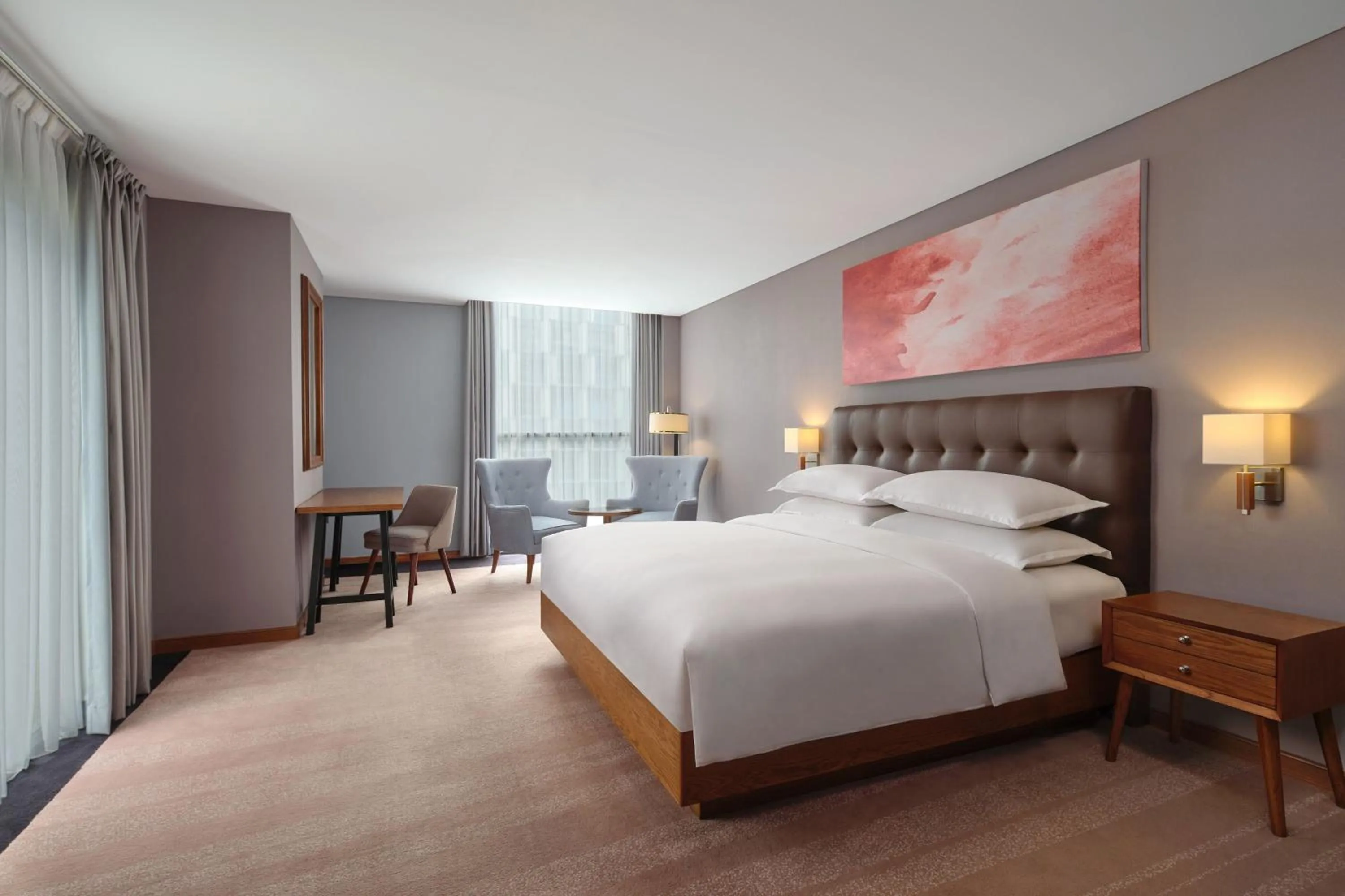 Swimming pool, Bed in Four Points by Sheraton Balikpapan