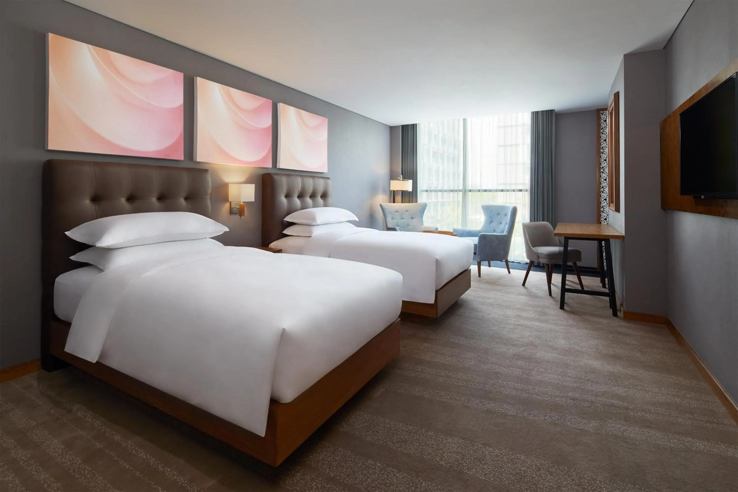 Photo of the whole room, Bed in Four Points by Sheraton Balikpapan