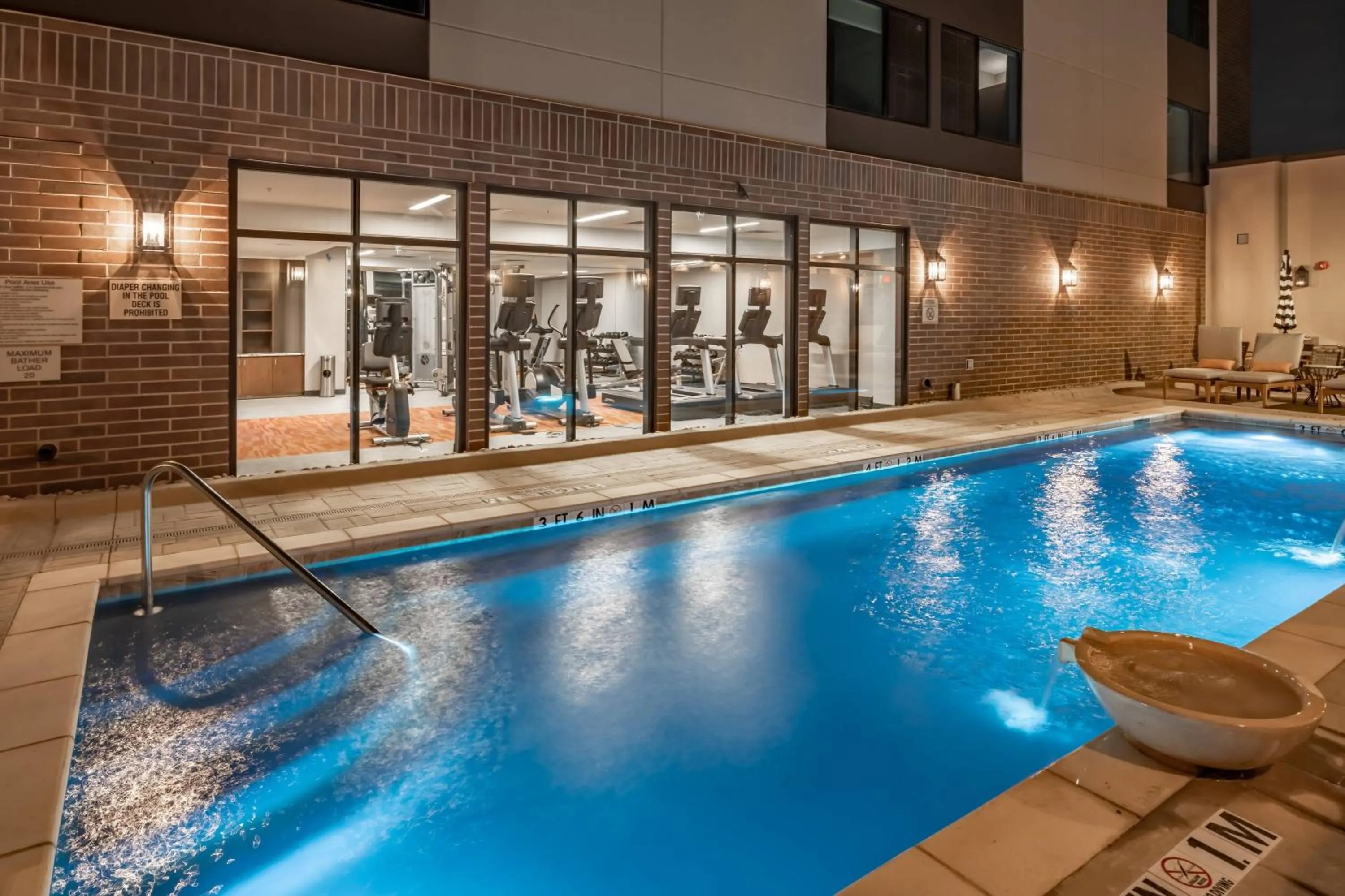 Swimming pool in SpringHill Suites by Marriott Fort Worth Historic Stockyards