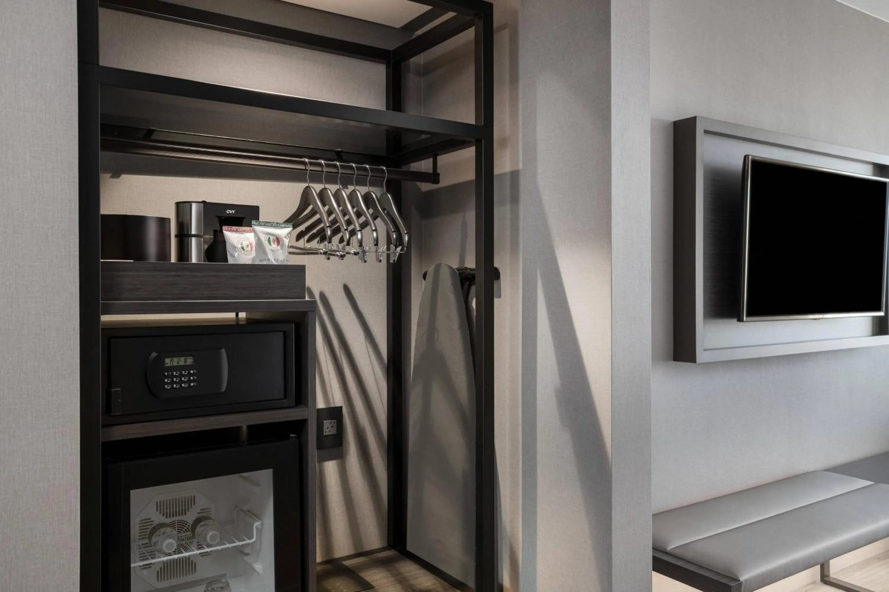 Photo of the whole room in AC Hotel by Marriott Portsmouth Downtown/Waterfront