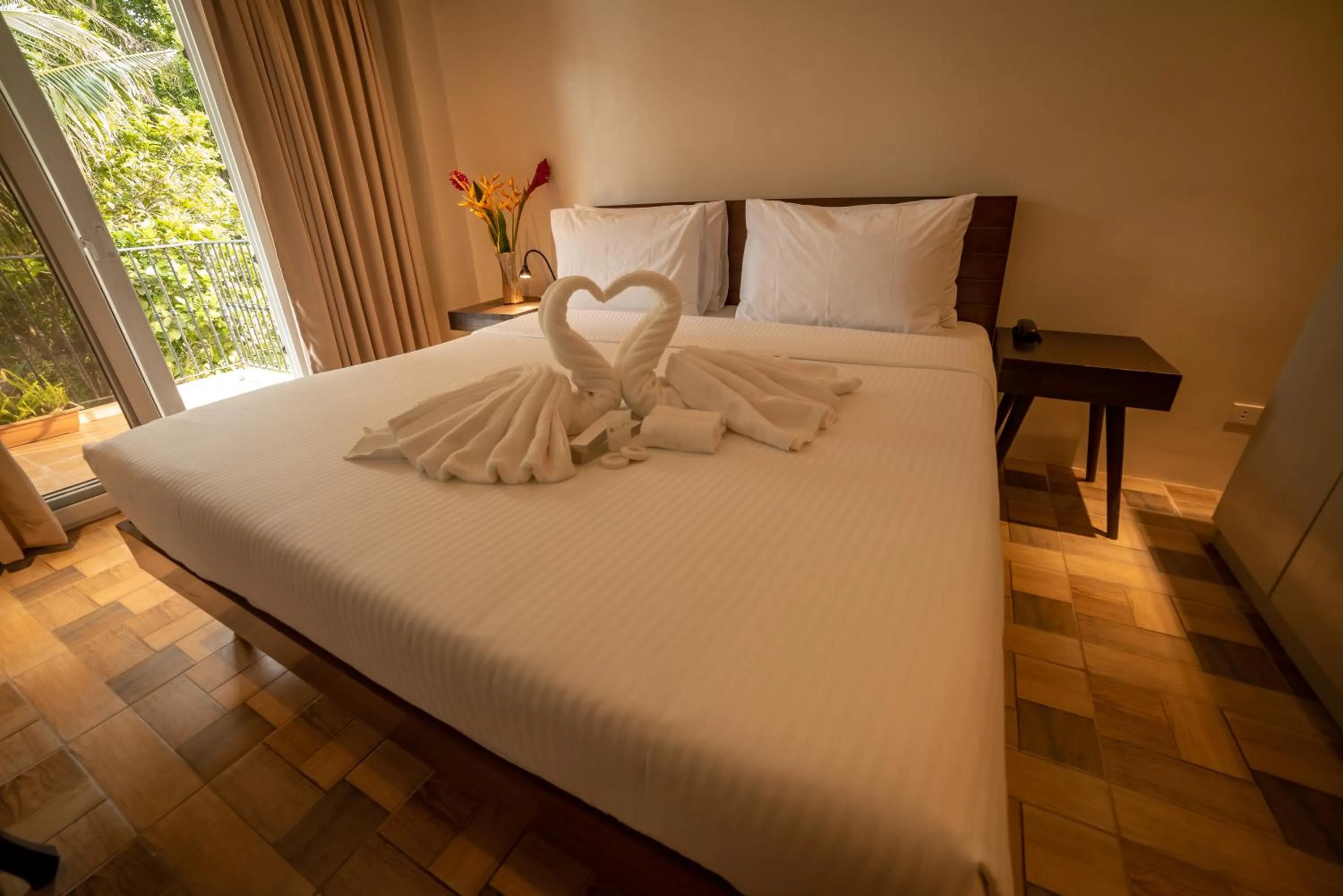 TV and multimedia, Bed in Bernardo's Lantia Hotel