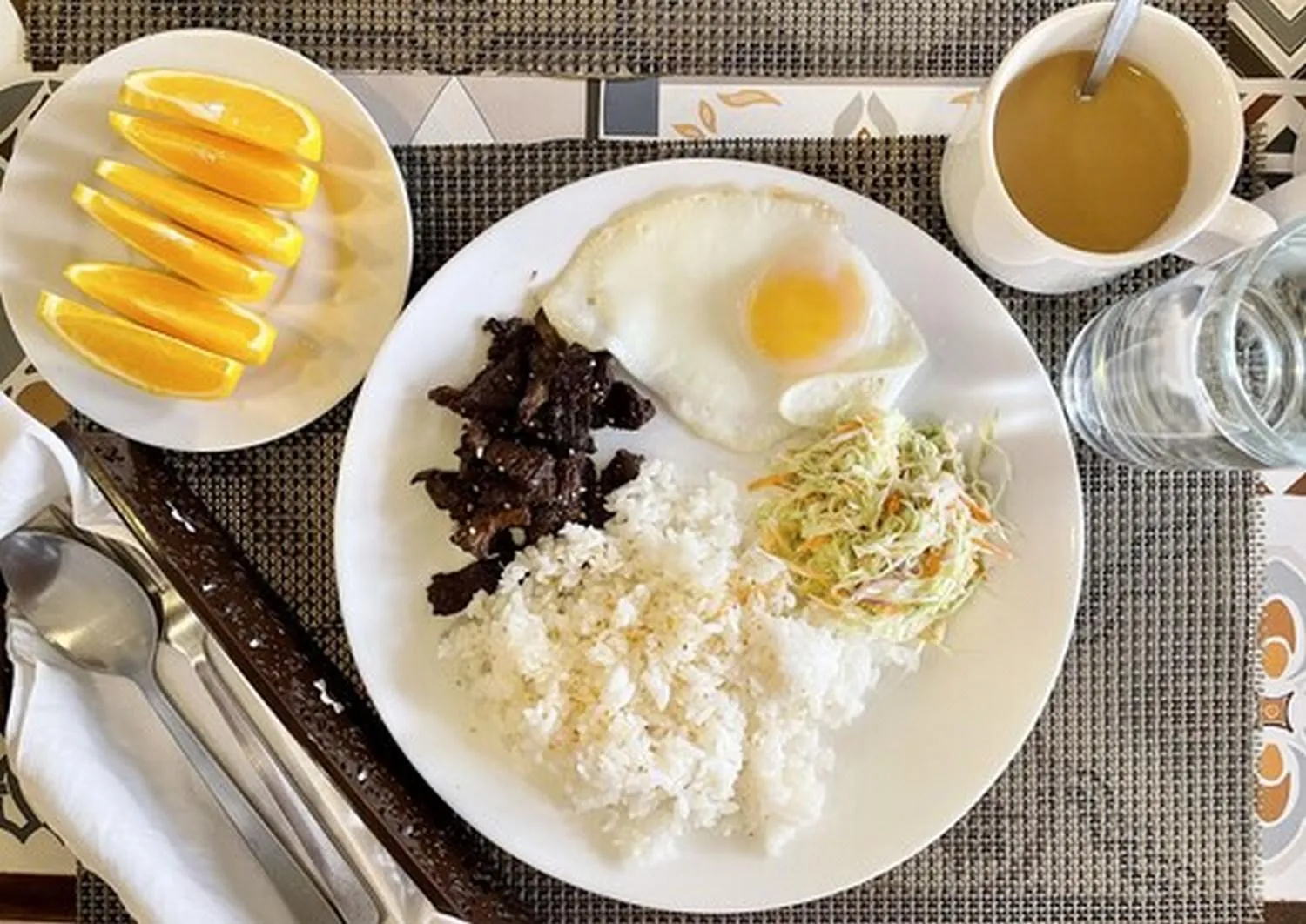 Breakfast in Bernardo's Lantia Hotel